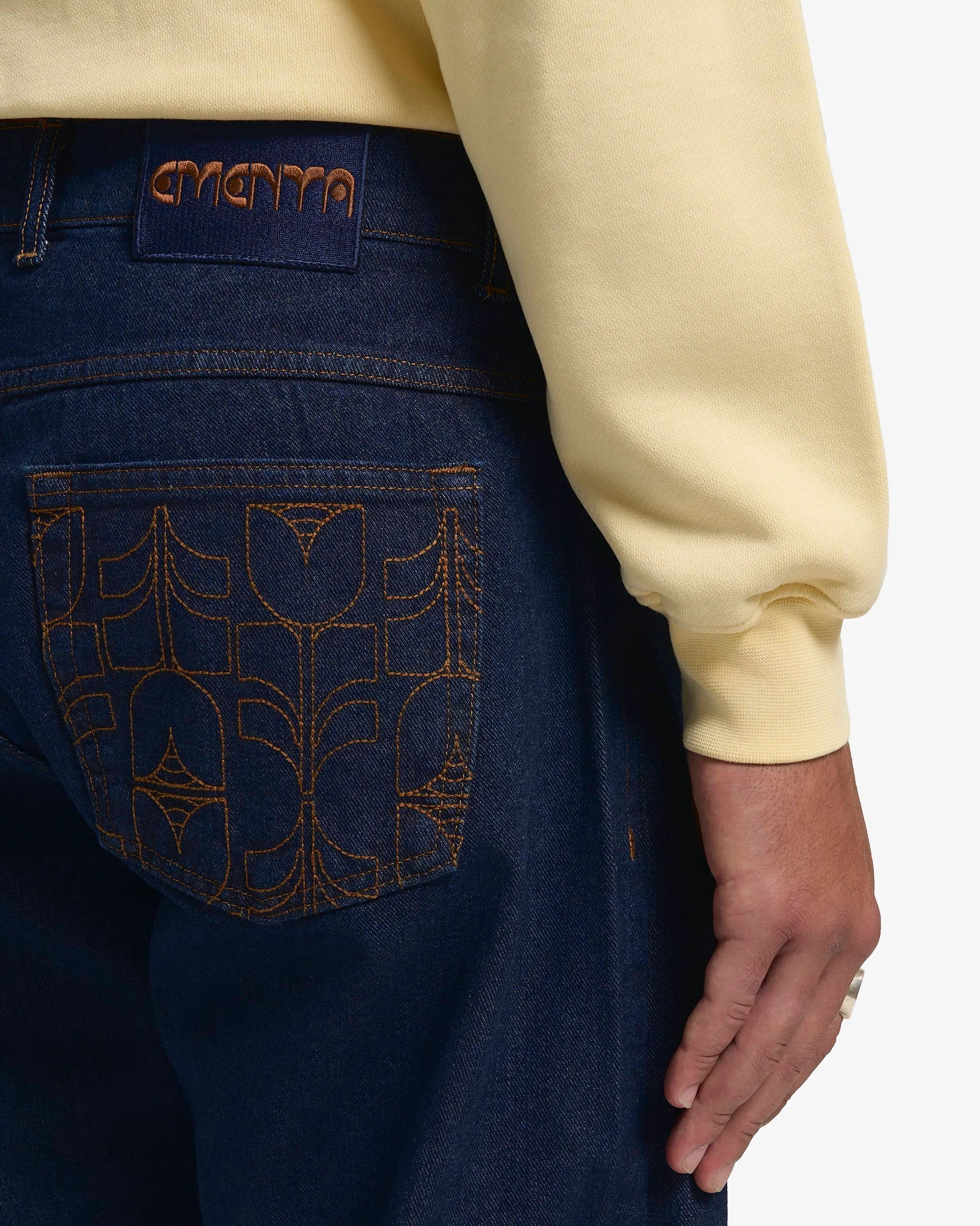 #color_blue raw denim