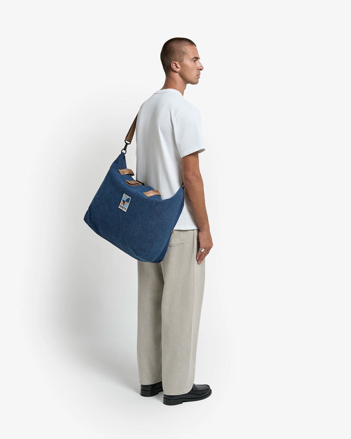 #color_blue raw denim