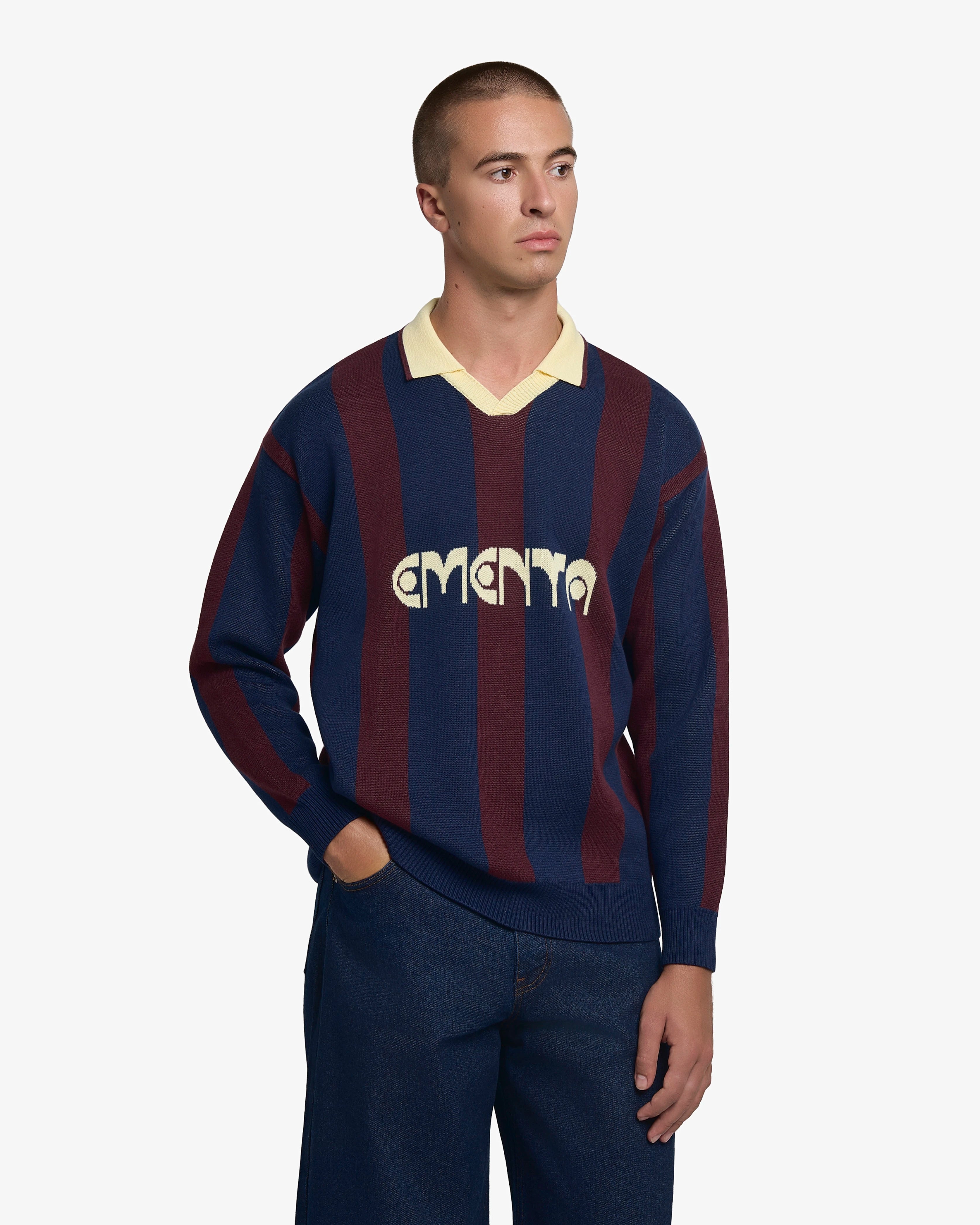 #color_navy/burgundy