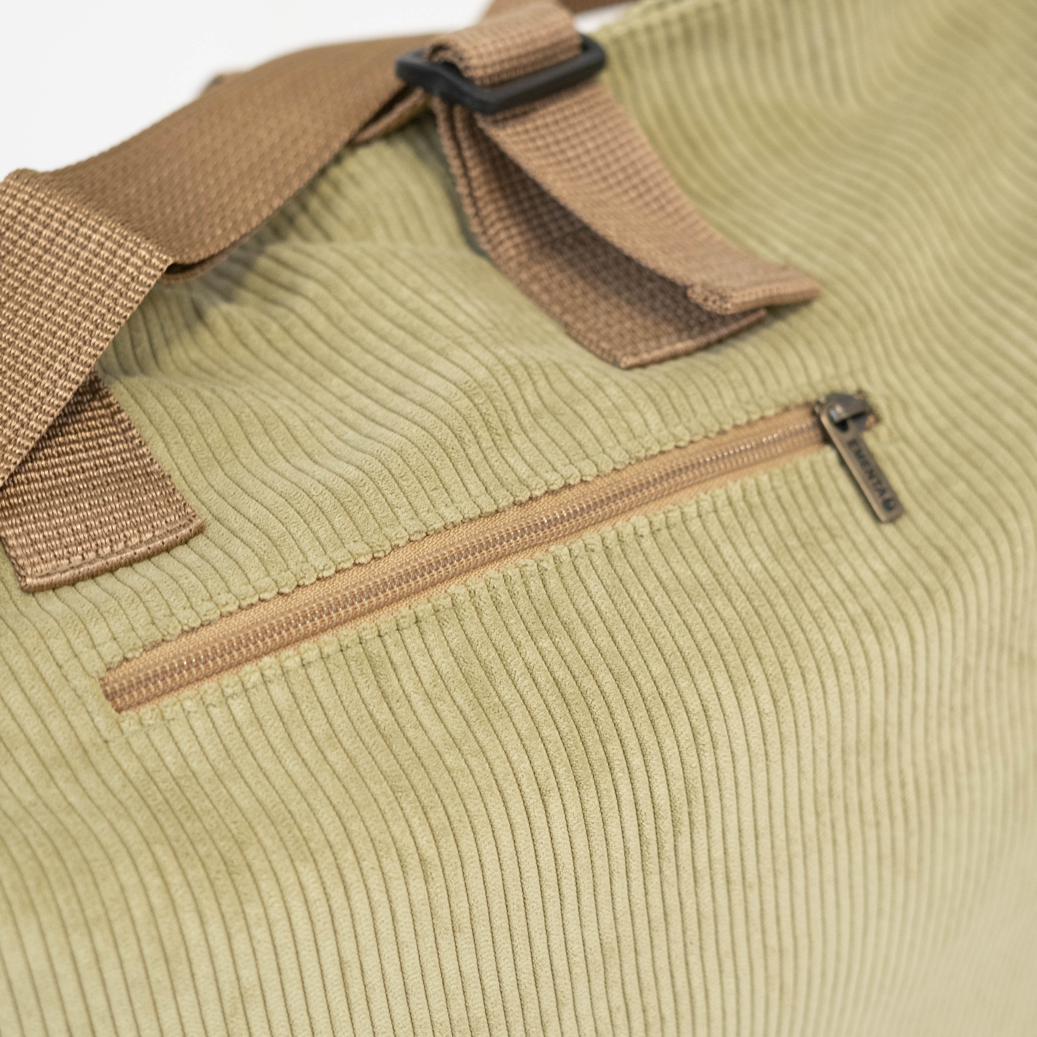 Navegante Breakfast Colors Corduroy Weekend Bag