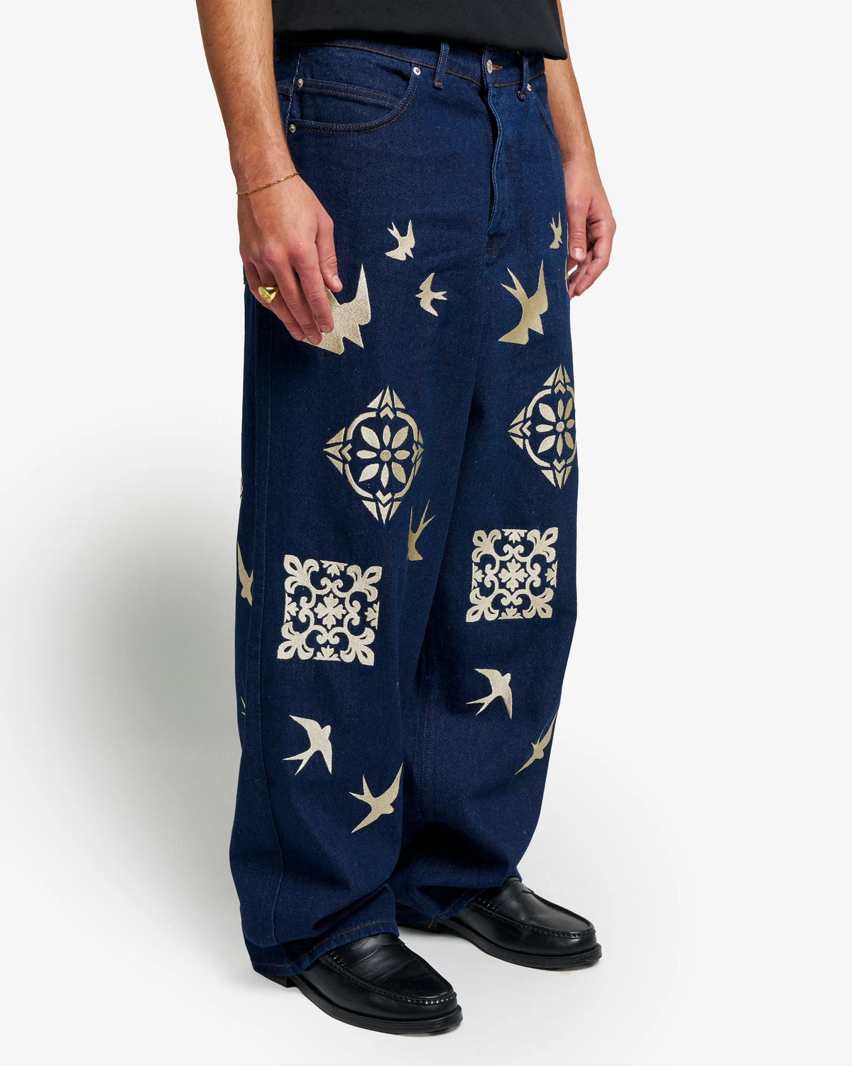 #color_blue raw denim