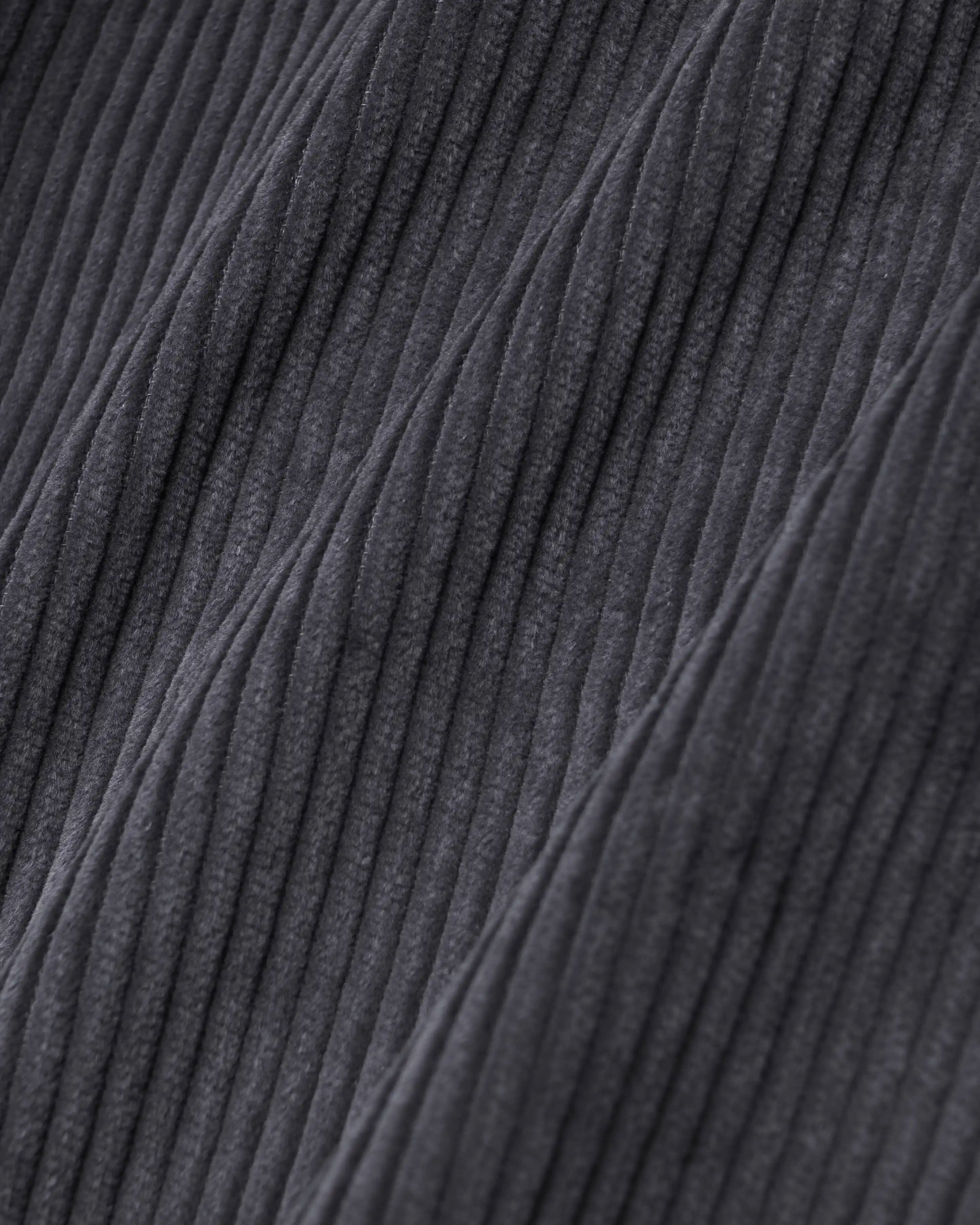 #color_dark grey