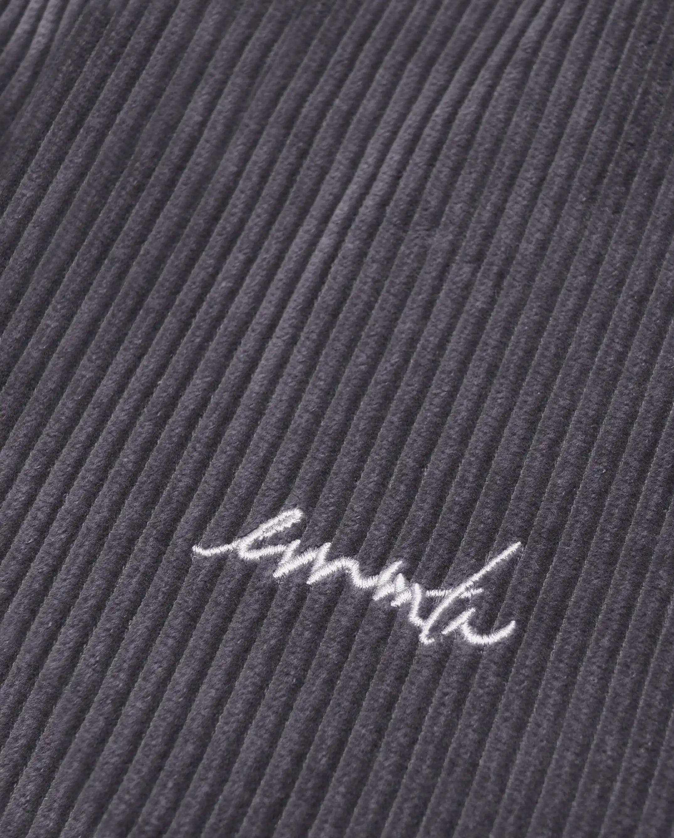 #color_dark grey