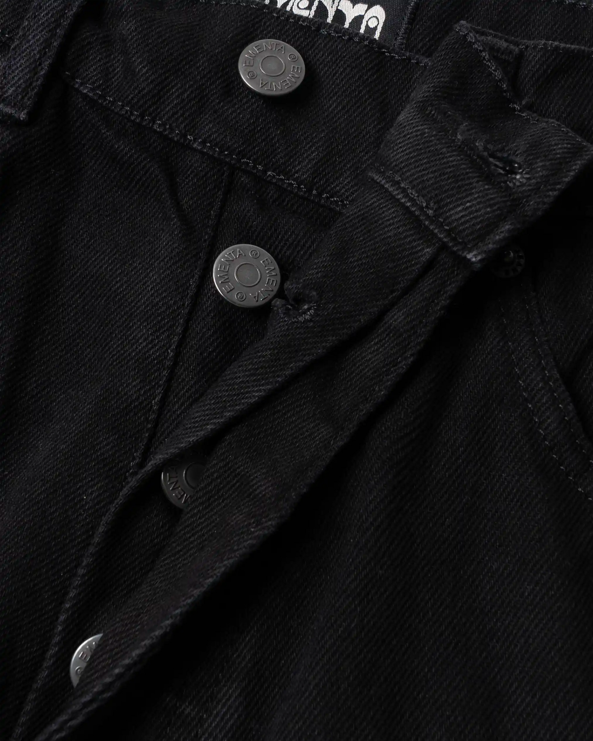 #color_black