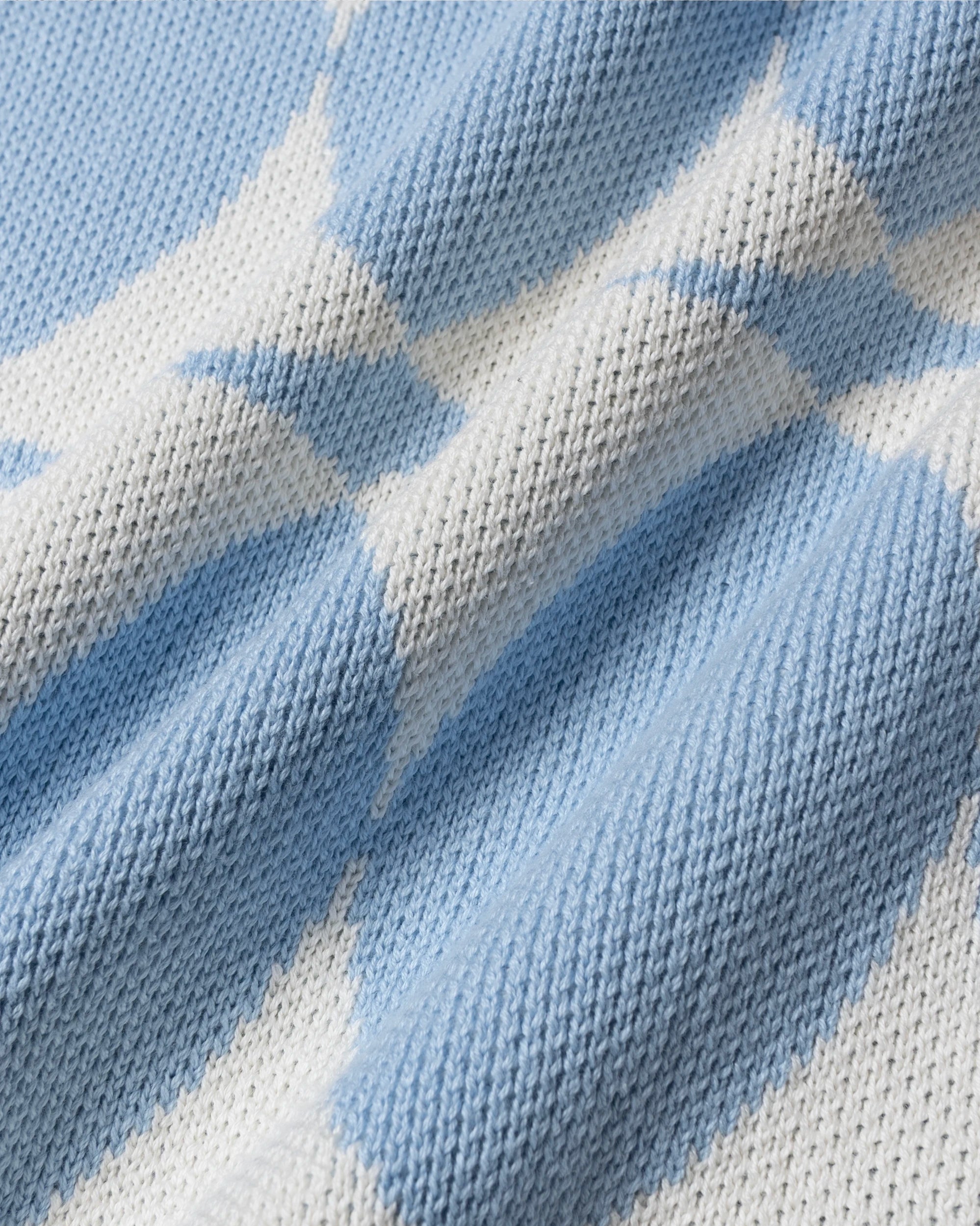 #color_sky blue/off white