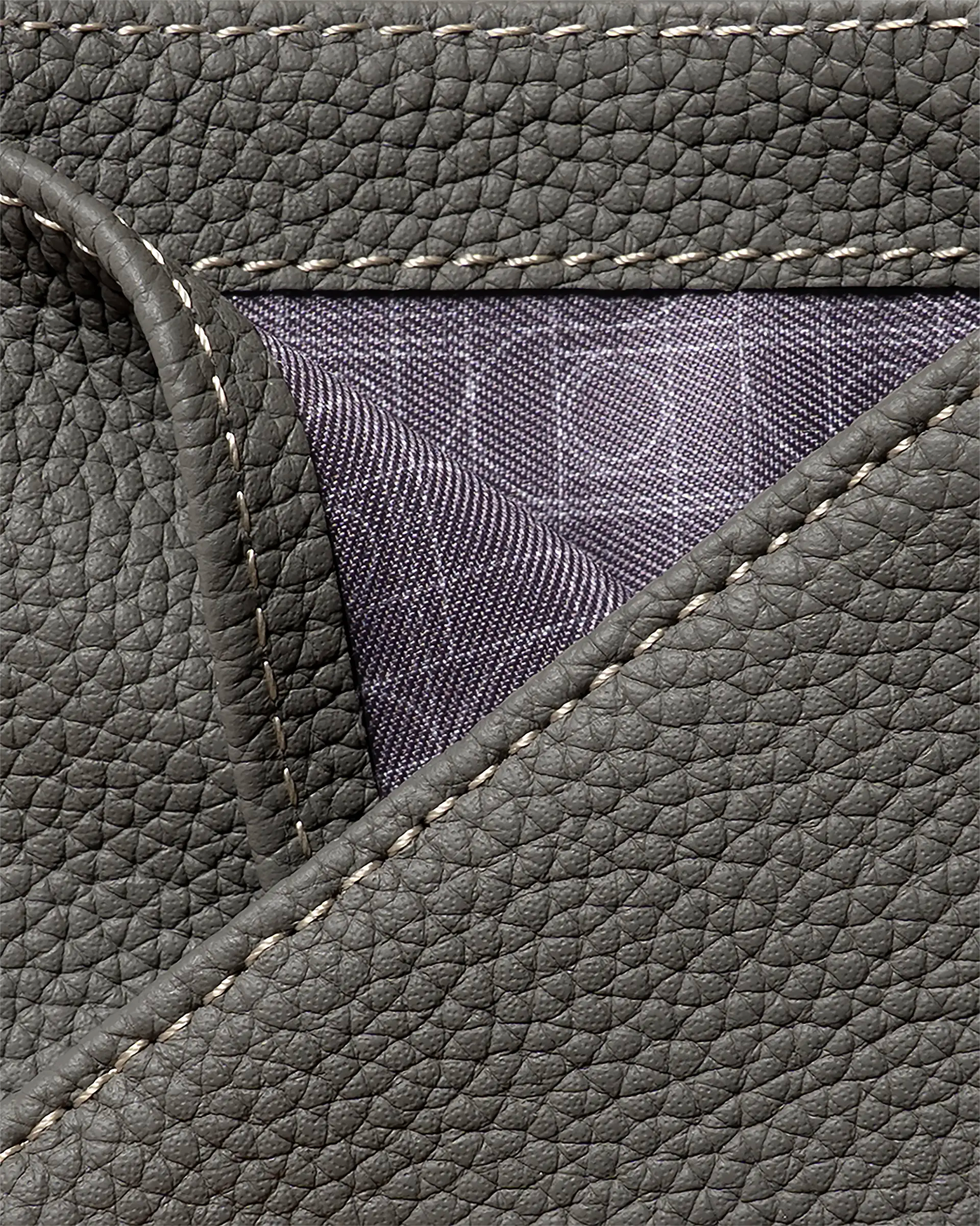 #color_dark grey