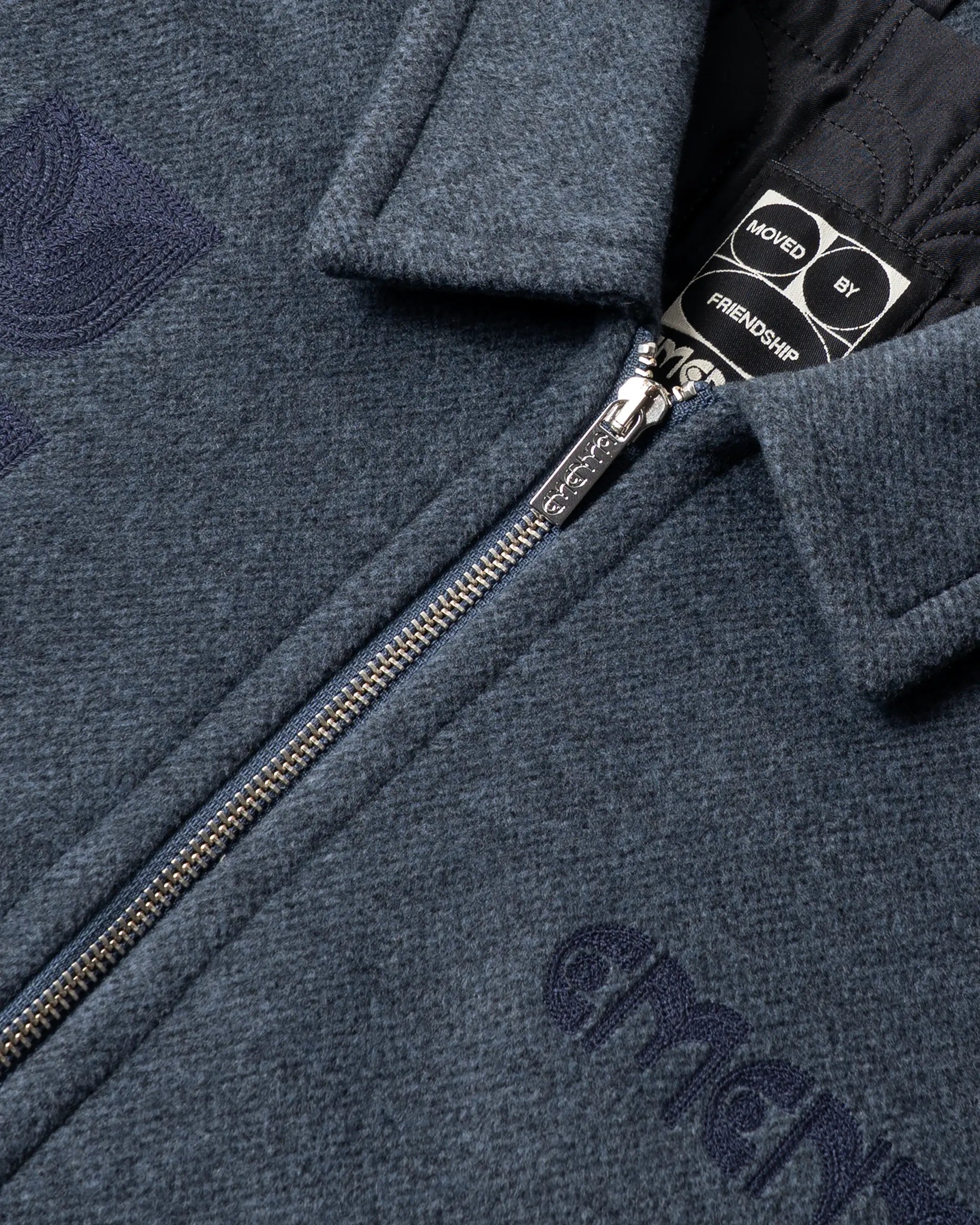 #color_navy