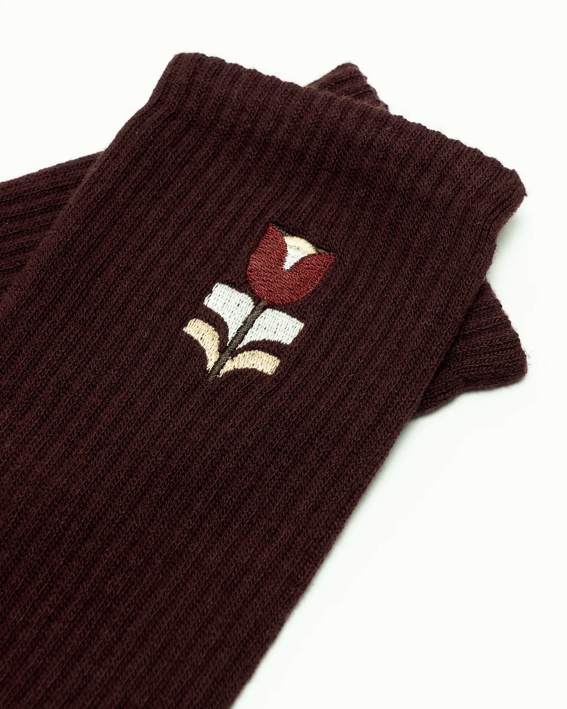 #color_Burgundy/White