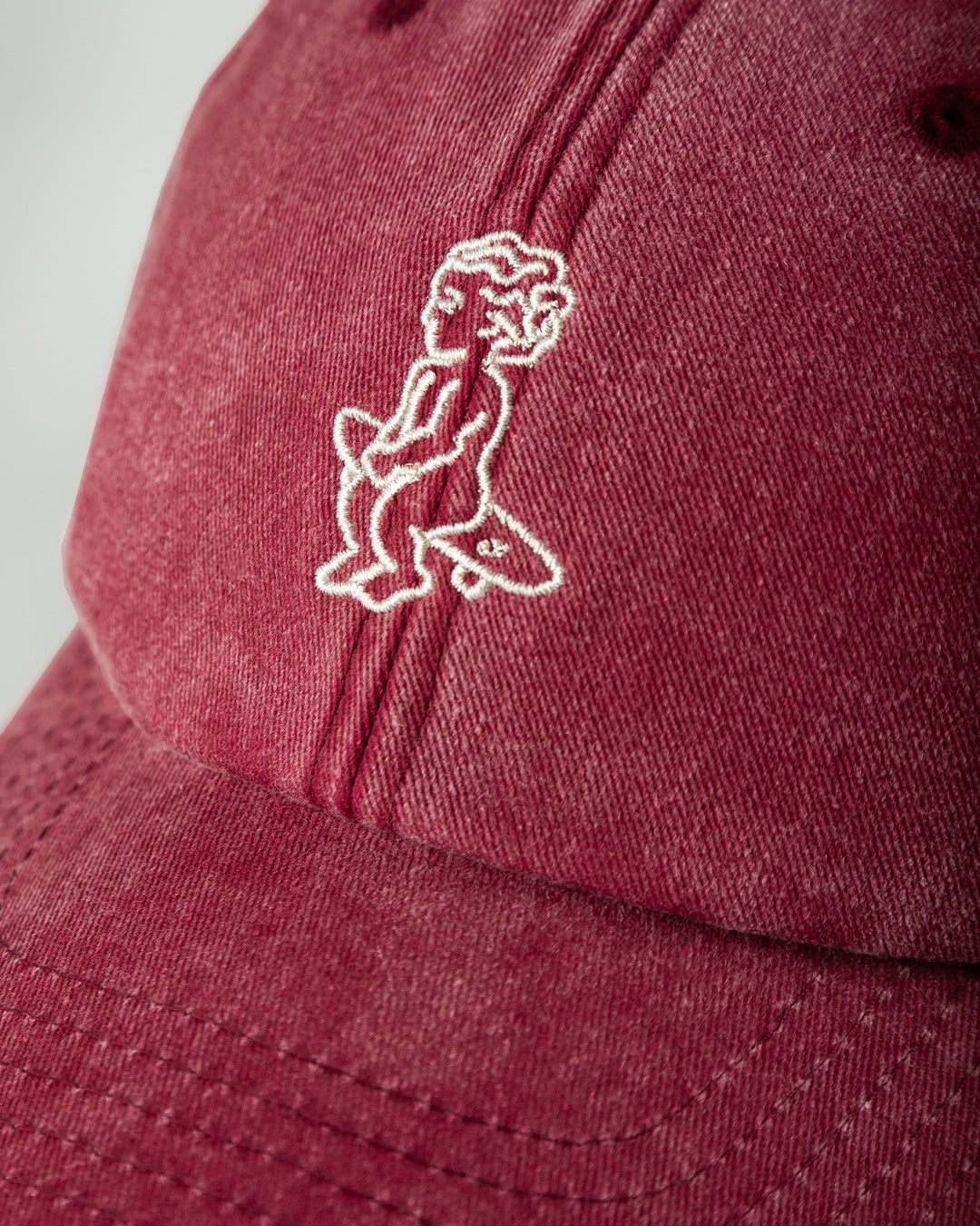 The Ikon Denim Washed Classic 6-Panel Cap in burgundy offers a timeless design with a relaxed fit. Made from 100% cotton, this cap features a classic 6-panel construction and a firm, curved peak for a comfortable and structured look. The Ikon logo embroidery adds a subtle touch, while the adjustable back strap ensures a perfect, customizable fit for all sizes.
Details:
Material: 100% Cotton
Design: Classic 6-panel construction with a curved peak
Logo: Ikon logo embroidery
Closure: Adjustable back strap fo