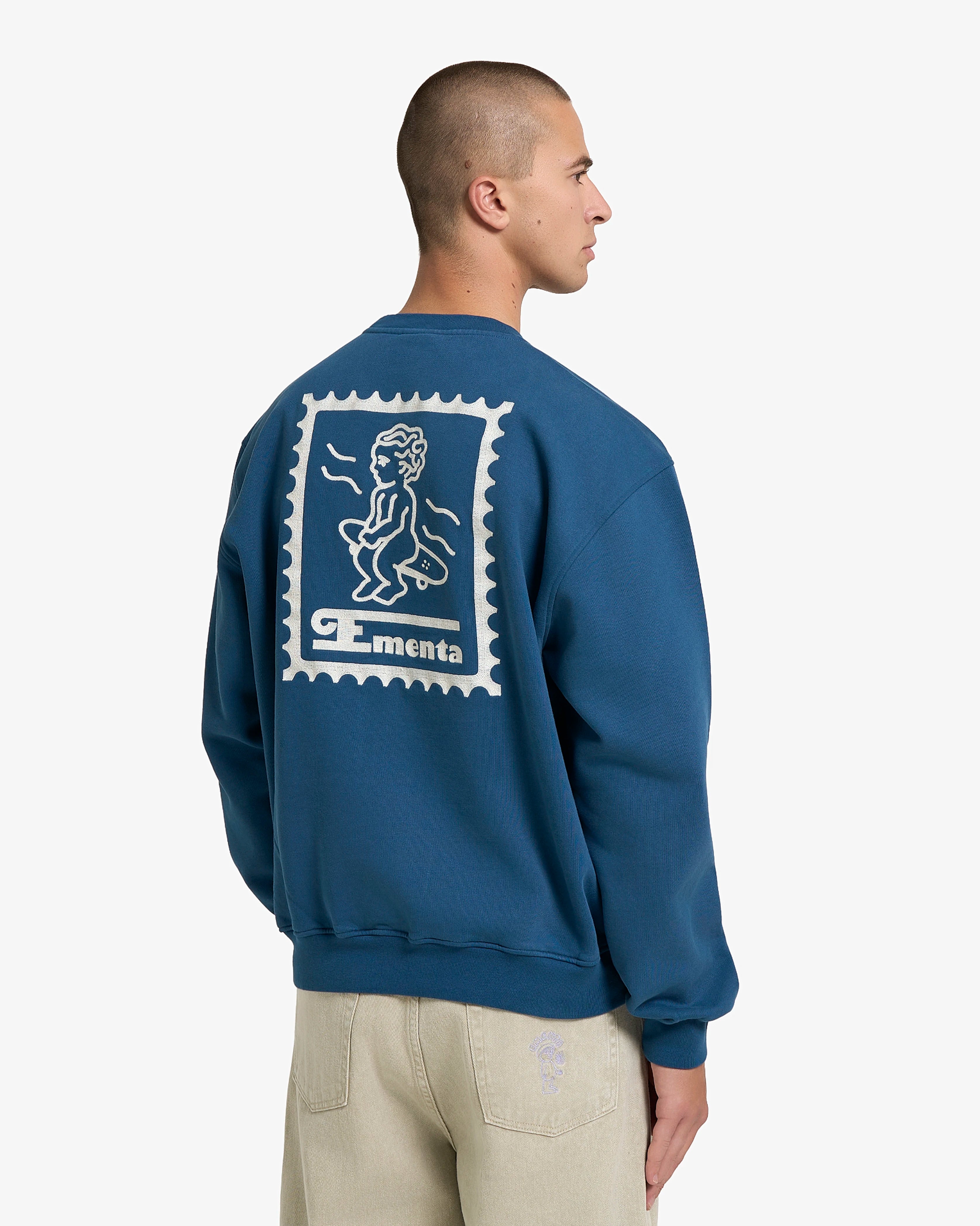 #color_navy/off white