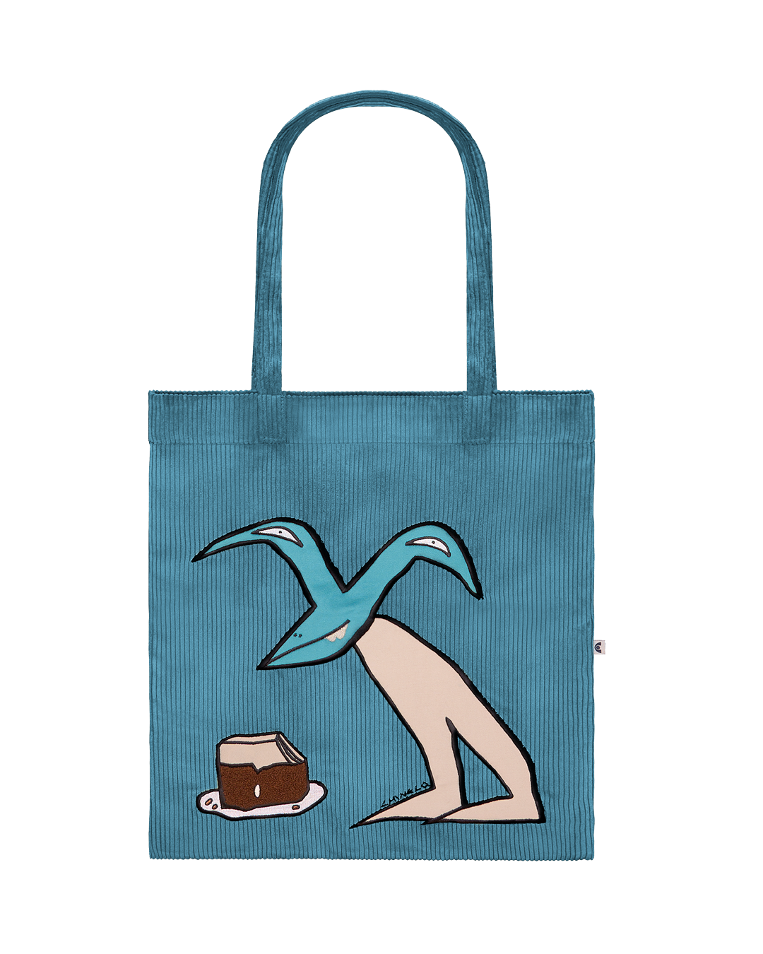 Ementa x Chinelo artist collaboration
Limited edition
Durable corduroy with liquid-repellent coating
Interior pocket
Support for keys
Features the 'Cake' design by the artist
Navy color
45 x 42 cm
Handmade in Portugal