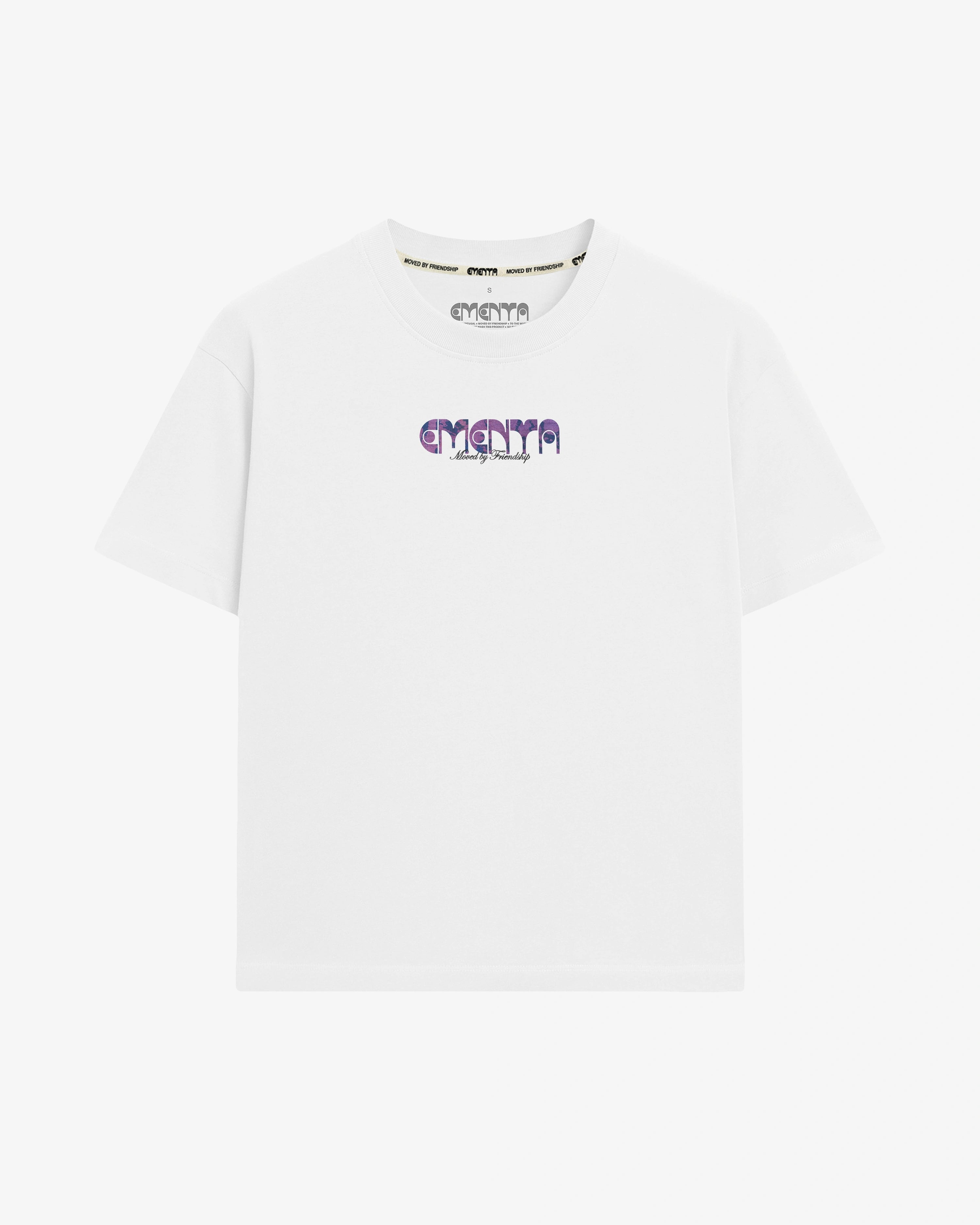 100% cotton, 240 g/m²
Soft yet structured heavyweight feel
Artwork is digitally designed in-house by our artists to ensure unique detail and precision
White color with the "Purple Rain" print on the front
Pre-shrunk to maintain size and shape after washing
Reinforced collar and double-stitched hems for lasting wear
Machine wash at 30°C, tumble dry low, iron inside out
Unisex fit
Made in Portugal