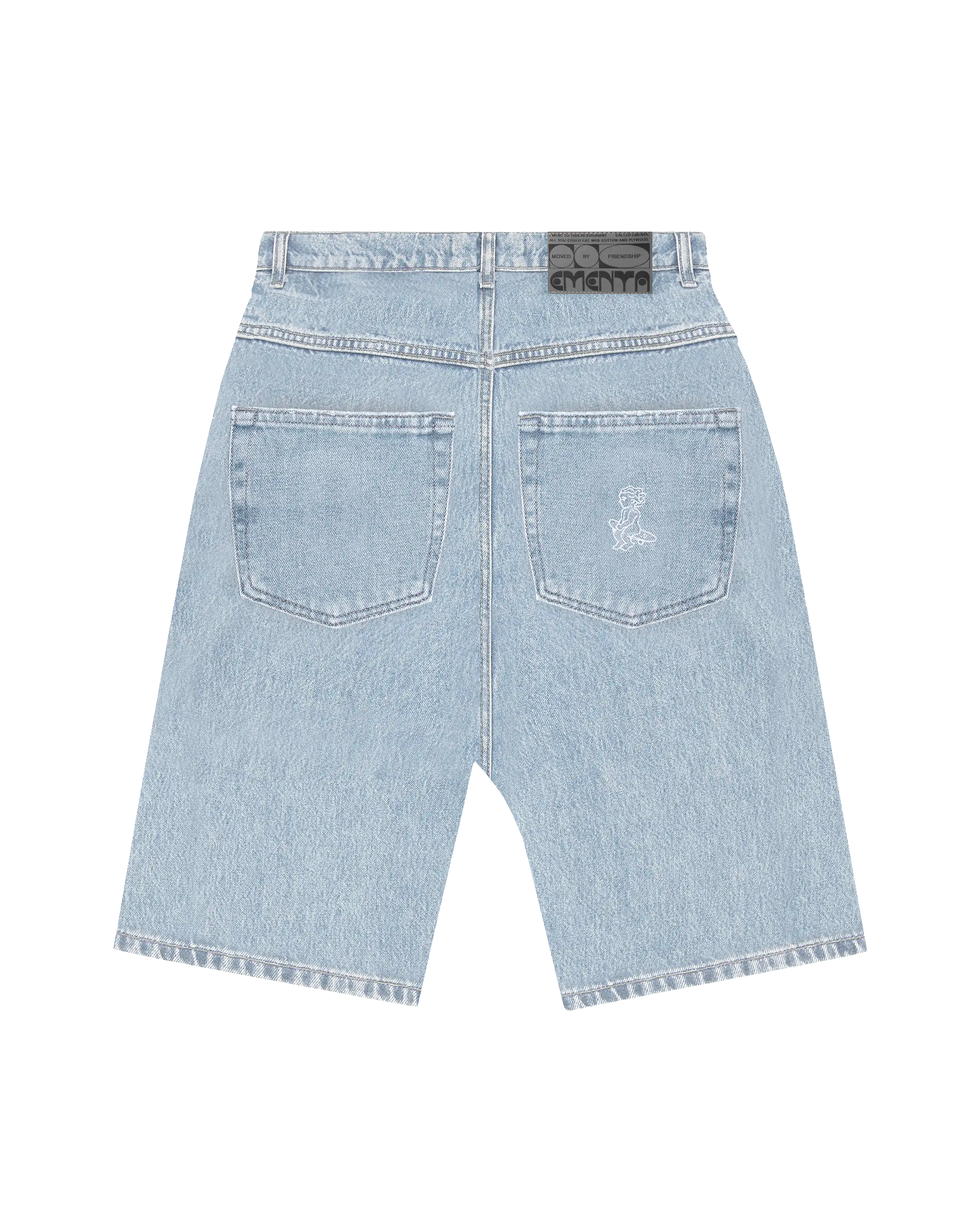 100% cotton denim
Loose, relaxed fit with a knee-length cut
For a baggy look, choose 2 sizes above
Mid-rise waist with belt loops
Button fly closure
Front and back pockets for everyday use
Small signature embroidery on the front pocket; Ikon embroidery on the back pocket
Clean hem for a simple finish
Unisex fit
Model is 1.82 m and wears size 30
Made in Portugal