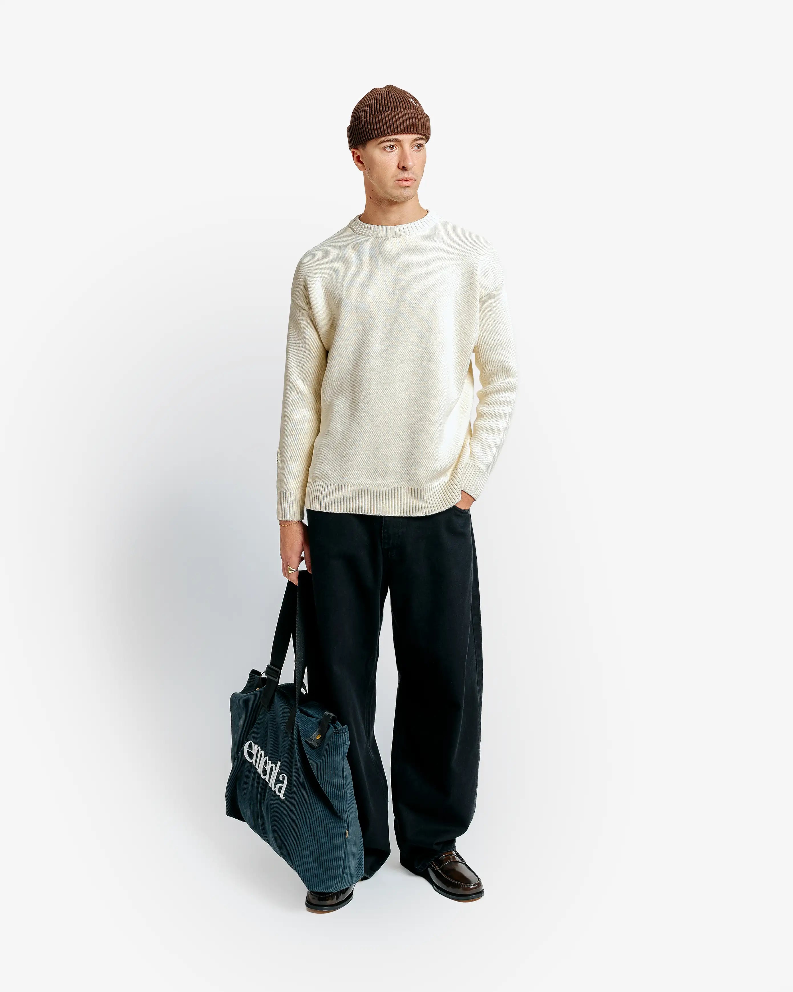 #color_off white