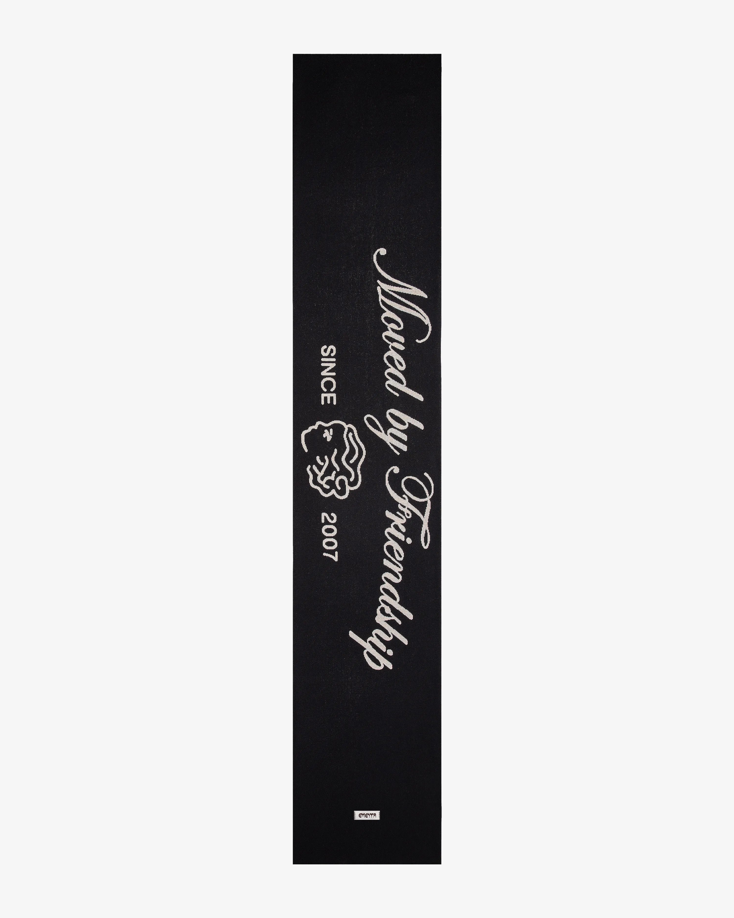 #color_black/off white