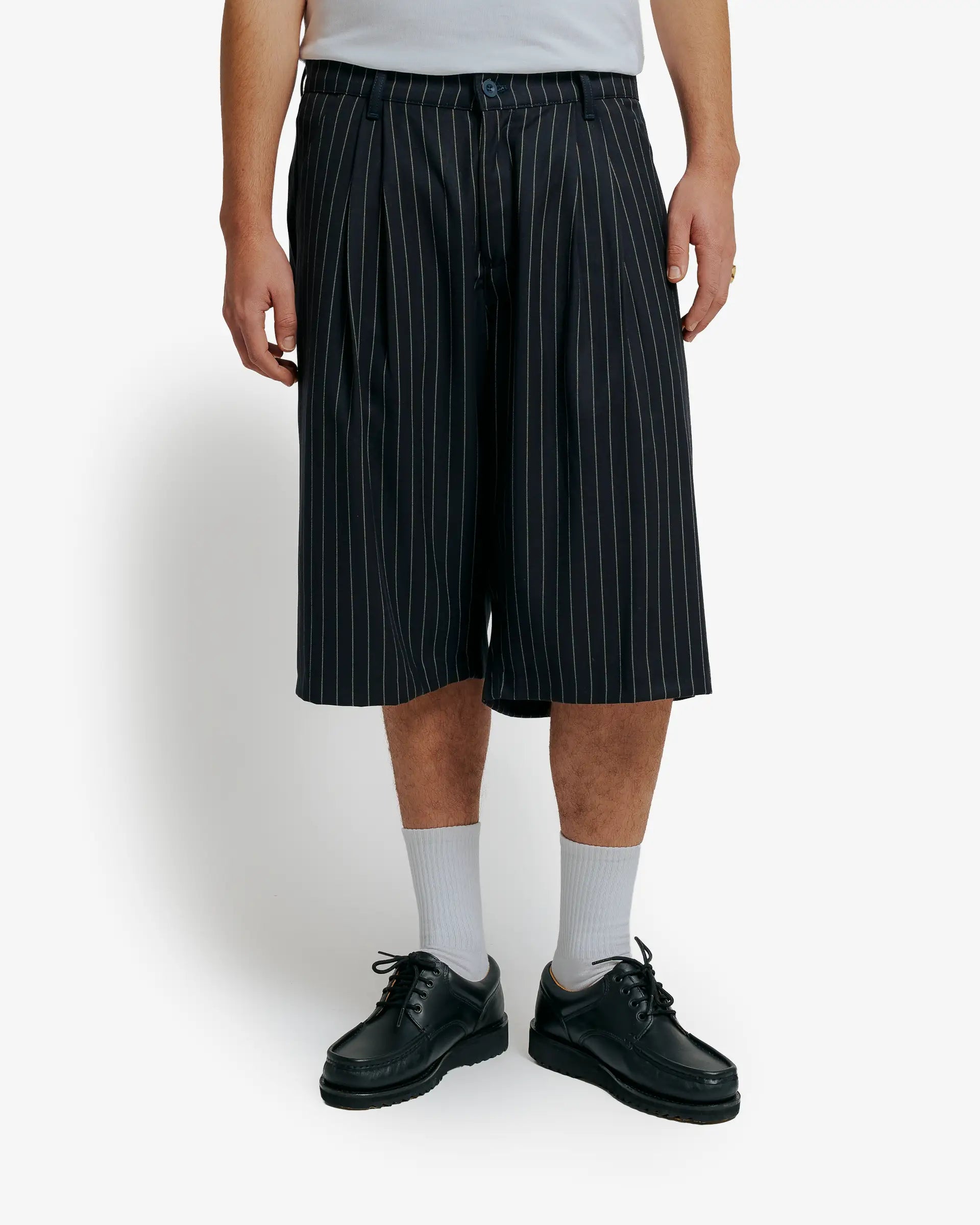 #color_navy stripe