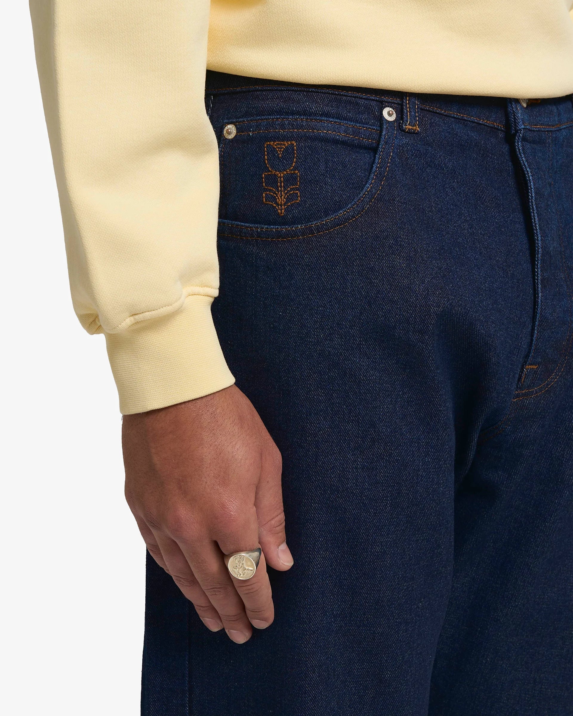 #color_blue raw denim