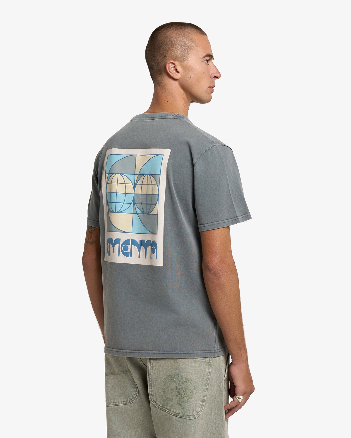 #color_grey washed