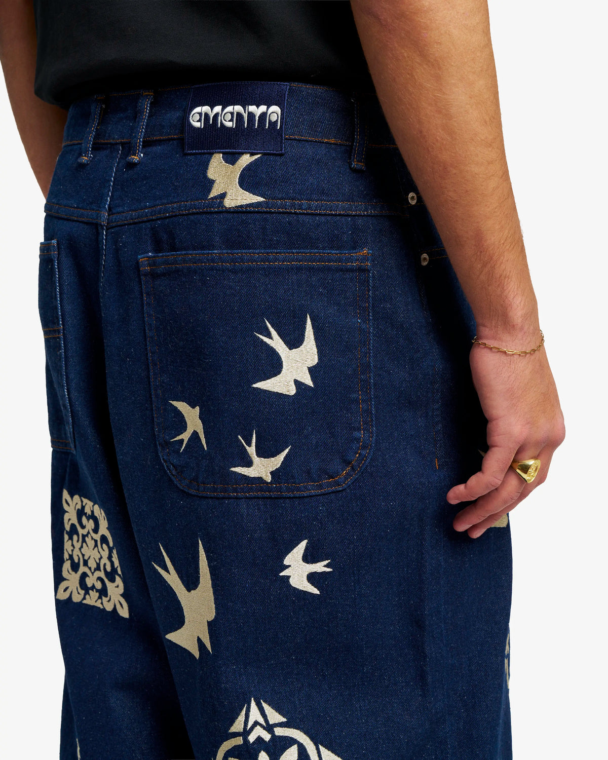 #color_blue raw denim