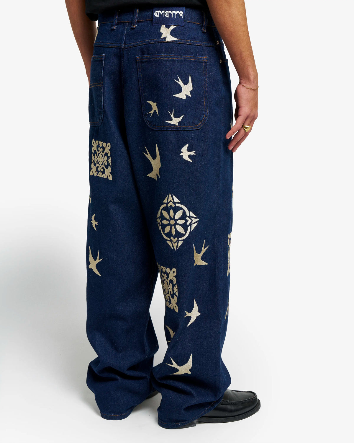 #color_blue raw denim