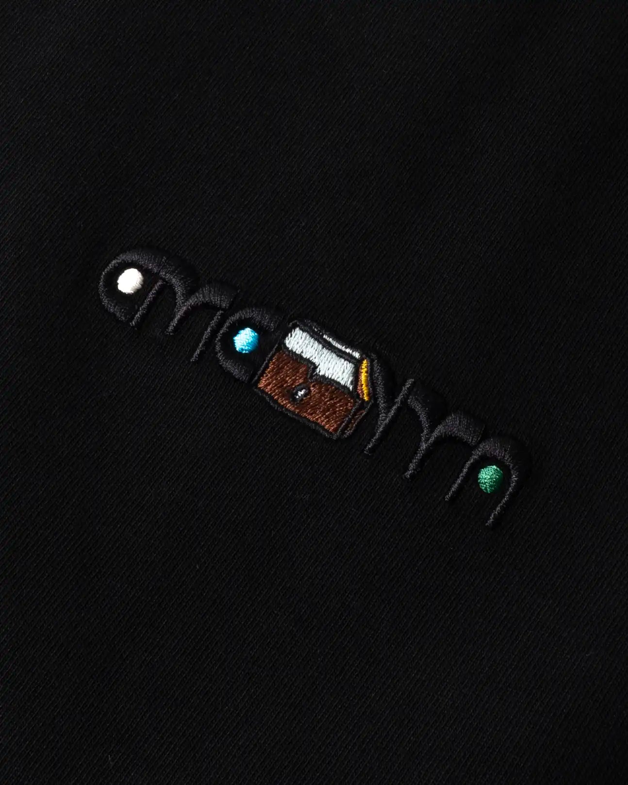 #color_black