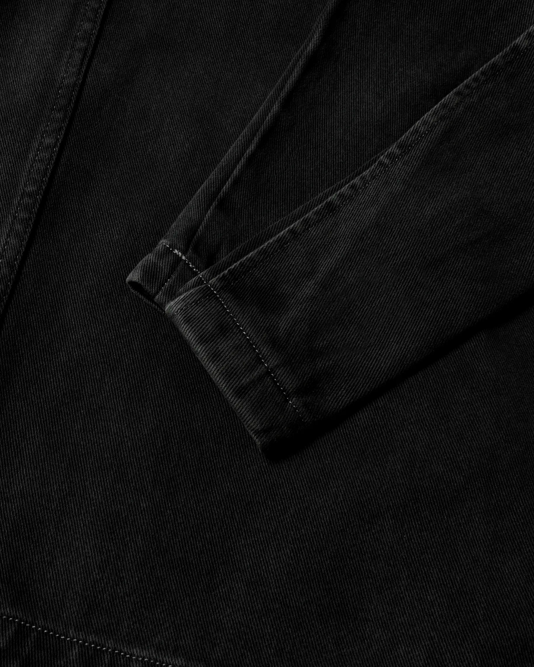 #color_black
