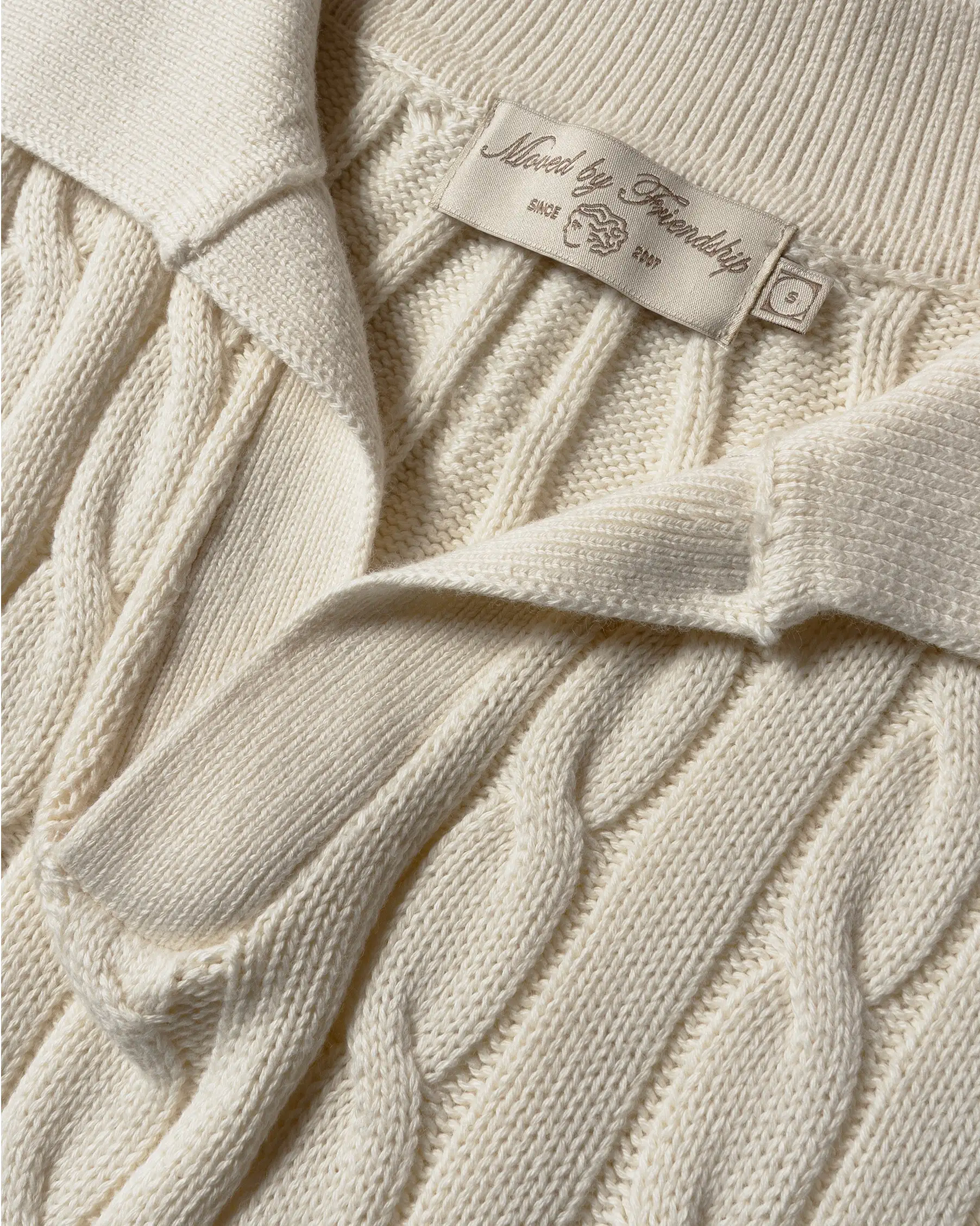 #color_off white