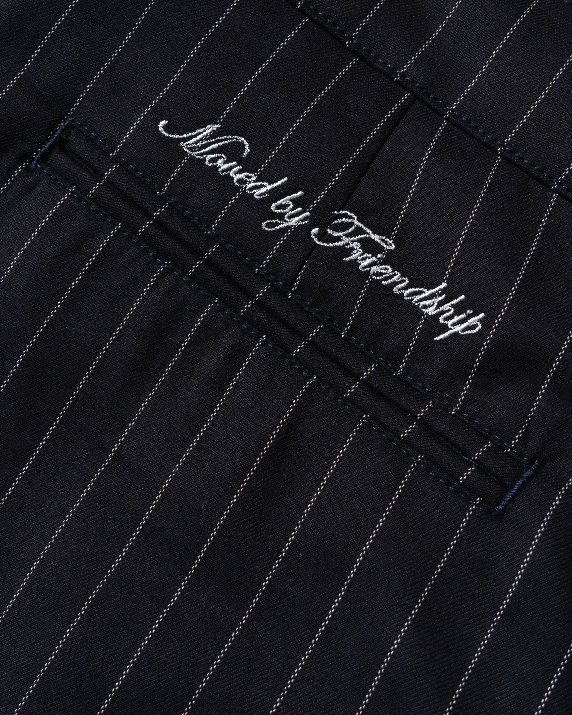 #color_navy stripe