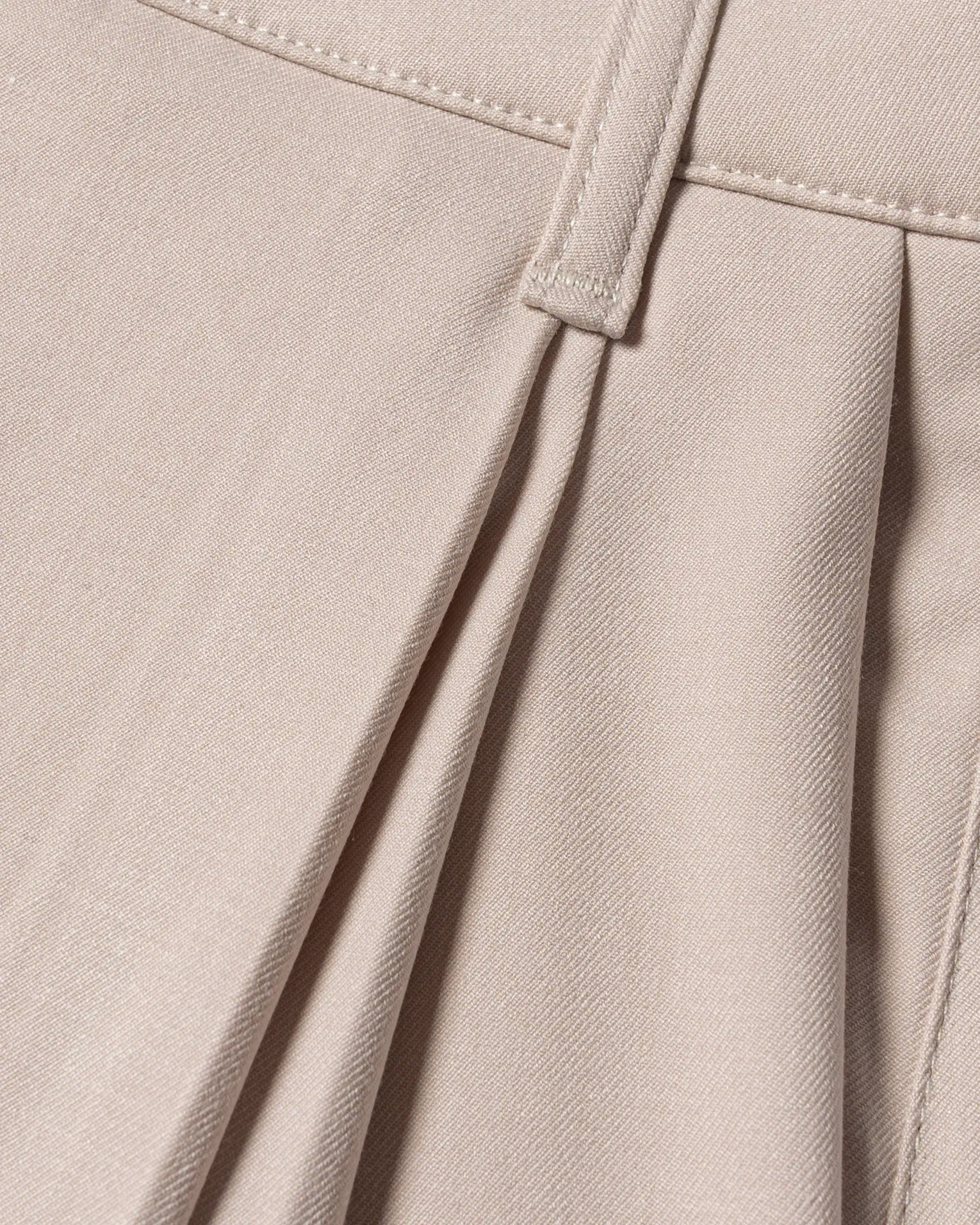 #color_off white