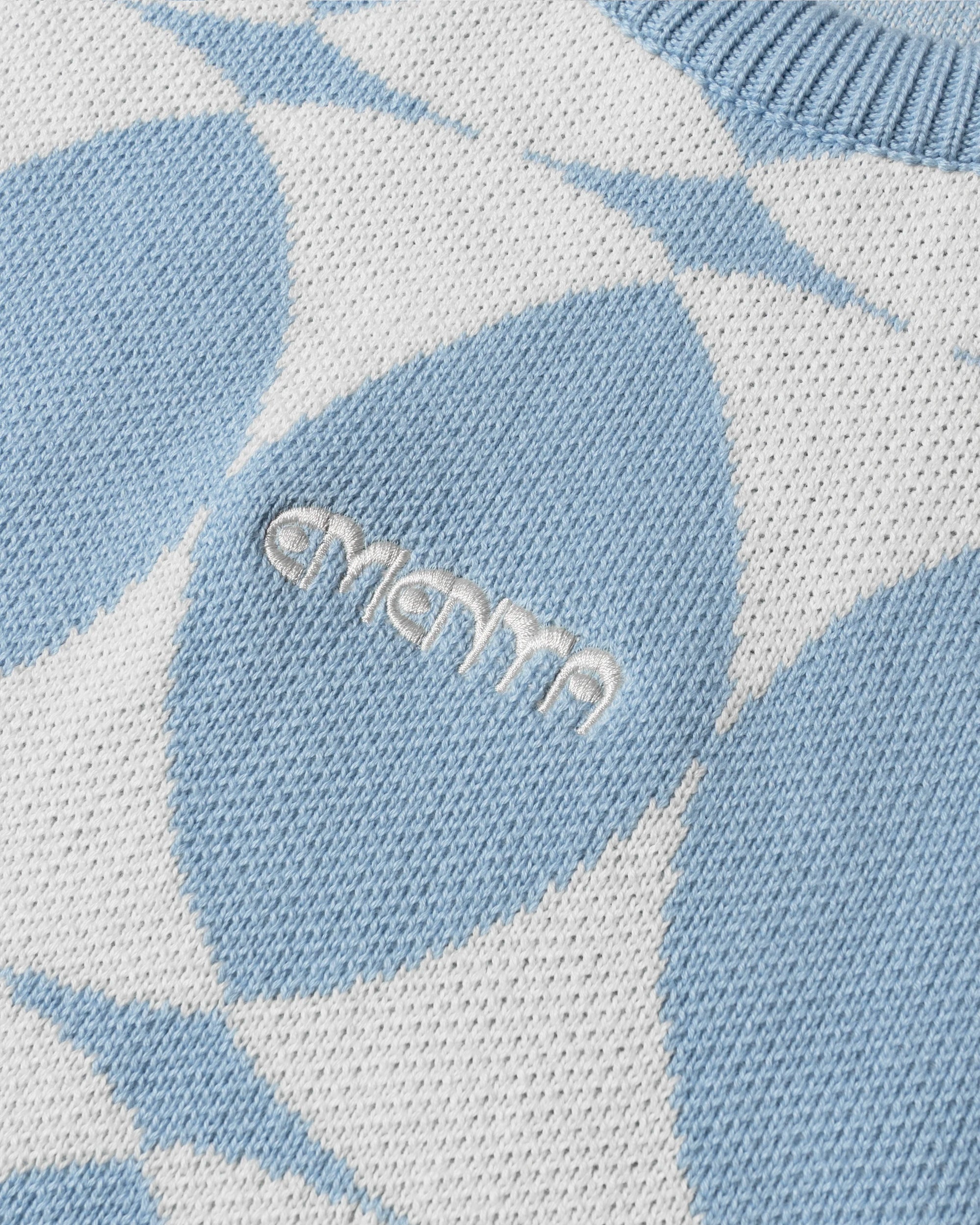#color_sky blue/off white