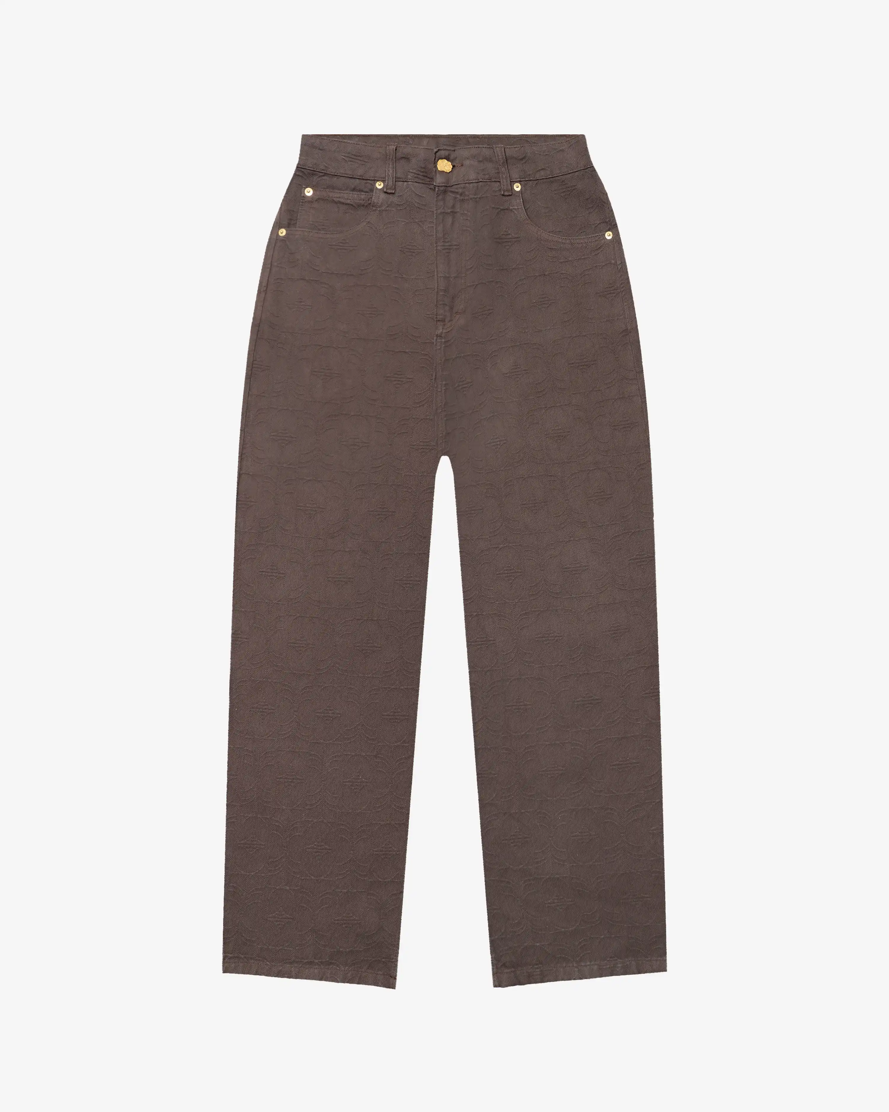 Part of the Flourish Collection.
Jacquard pants featuring an all-over Flourish pattern woven directly into the fabric.
Bonga fit with a loose silhouette from waist to ankle, designed for comfort and a bold, laid-back look.
Classic five-pocket construction with a zip fly, custom metal hardware and an embossed leather back patch.
Brown finish with a tonal jacquard pattern that creates subtle texture across the garment.
Made in Portugal.