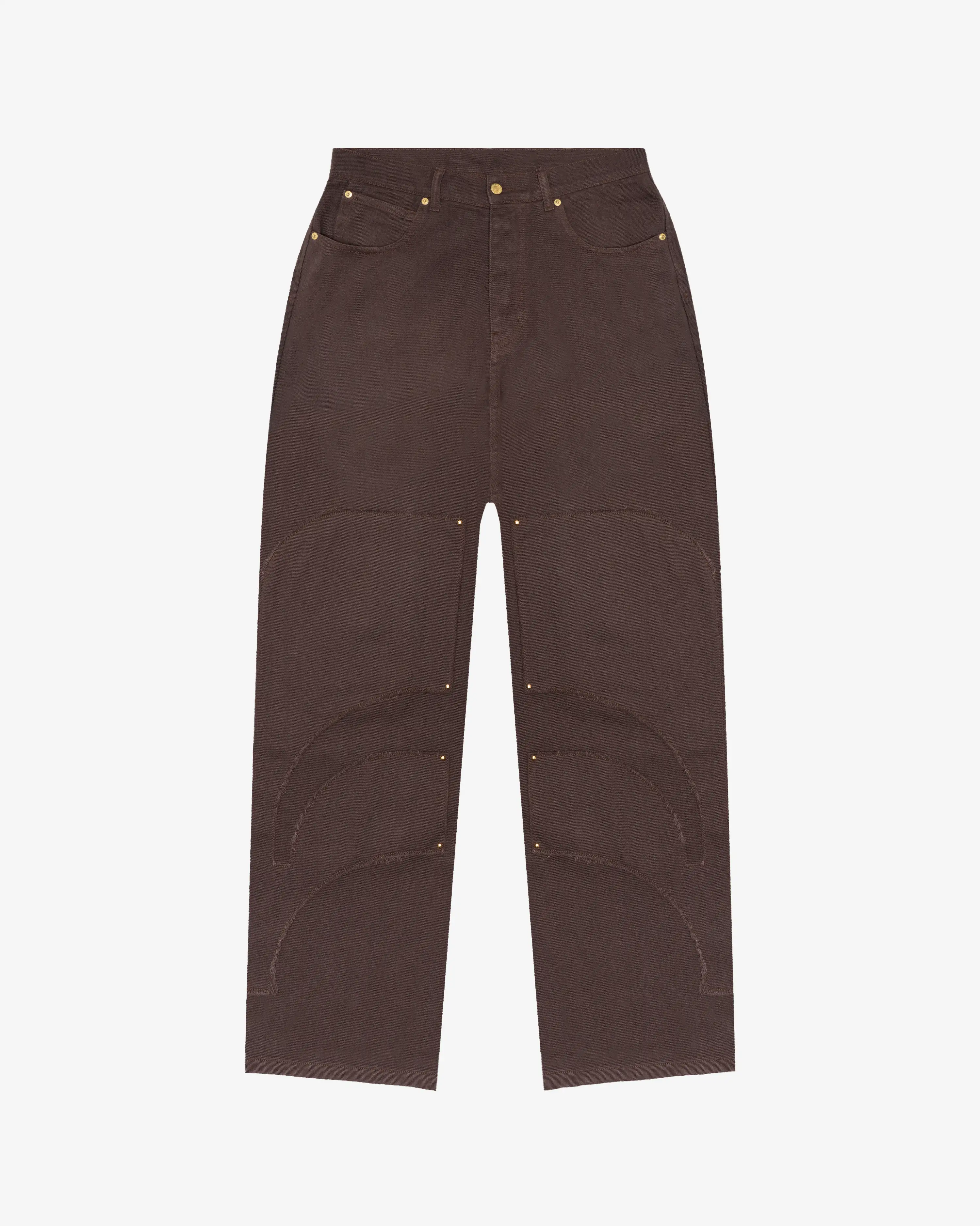 Baggy-fit twill pants designed for everyday wear, featuring artwork from the Flourish collection.
Made from 100% cotton twill with a durable, structured feel.
Bonga fit with a loose silhouette from waist to ankle, designed for comfort and a bold, laid-back look.
Features layered curved panel construction with exposed raw-edge seams, metal rivet detailing, classic five-pocket construction, and branded metal hardware.
Brown finish with tonal stitching and an embroidered logo on the back waistband.
Made in Por