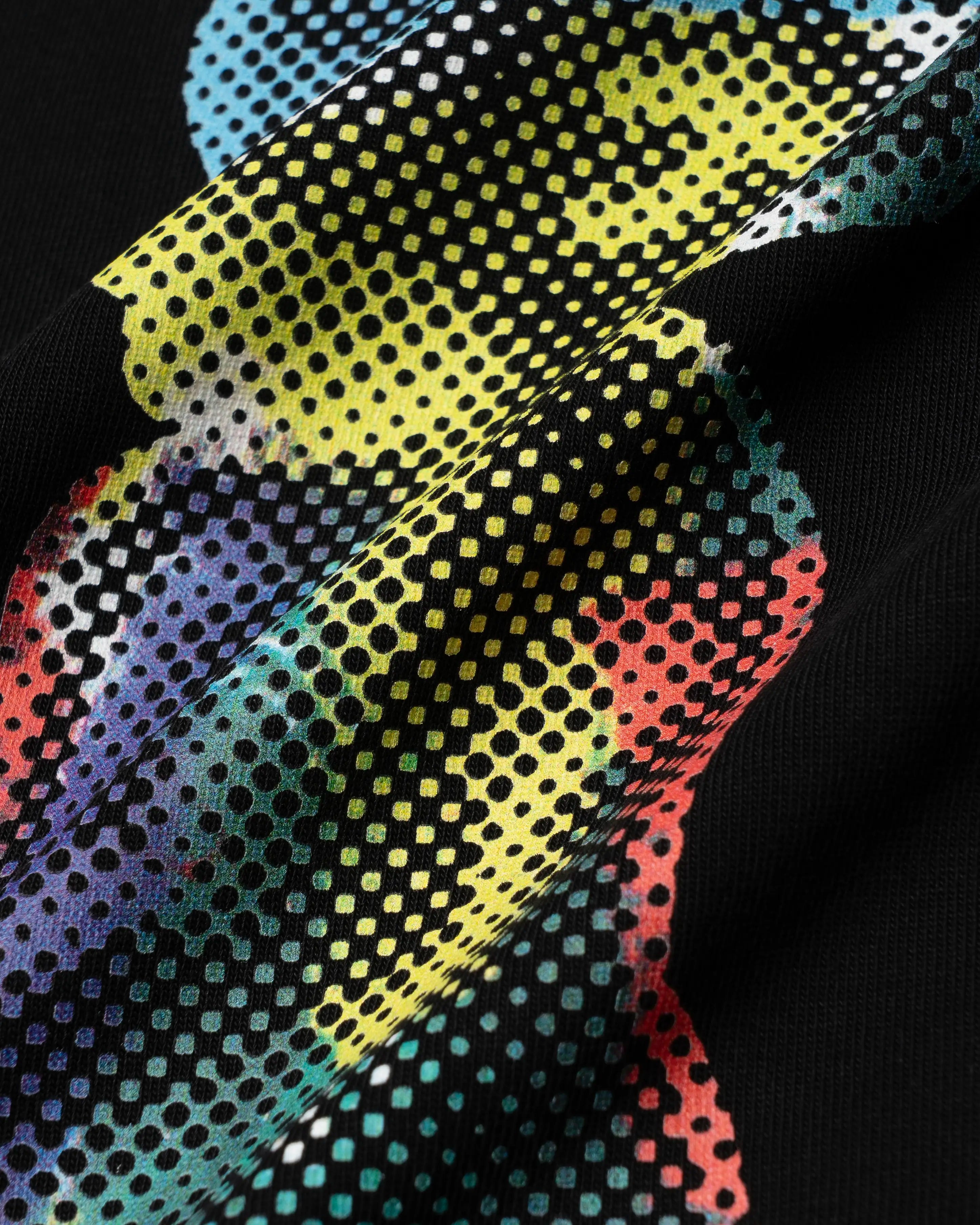 #color_black