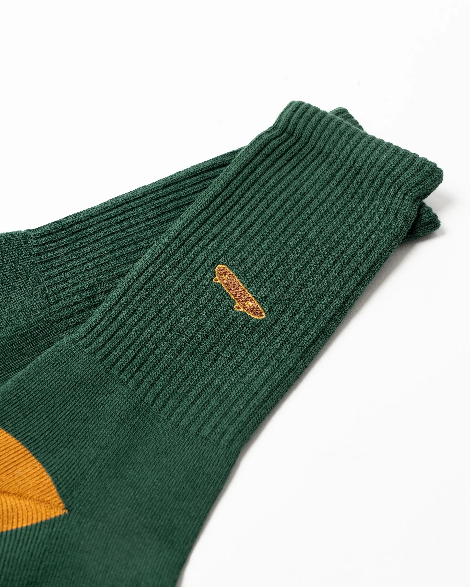 #color_evergreen/gold