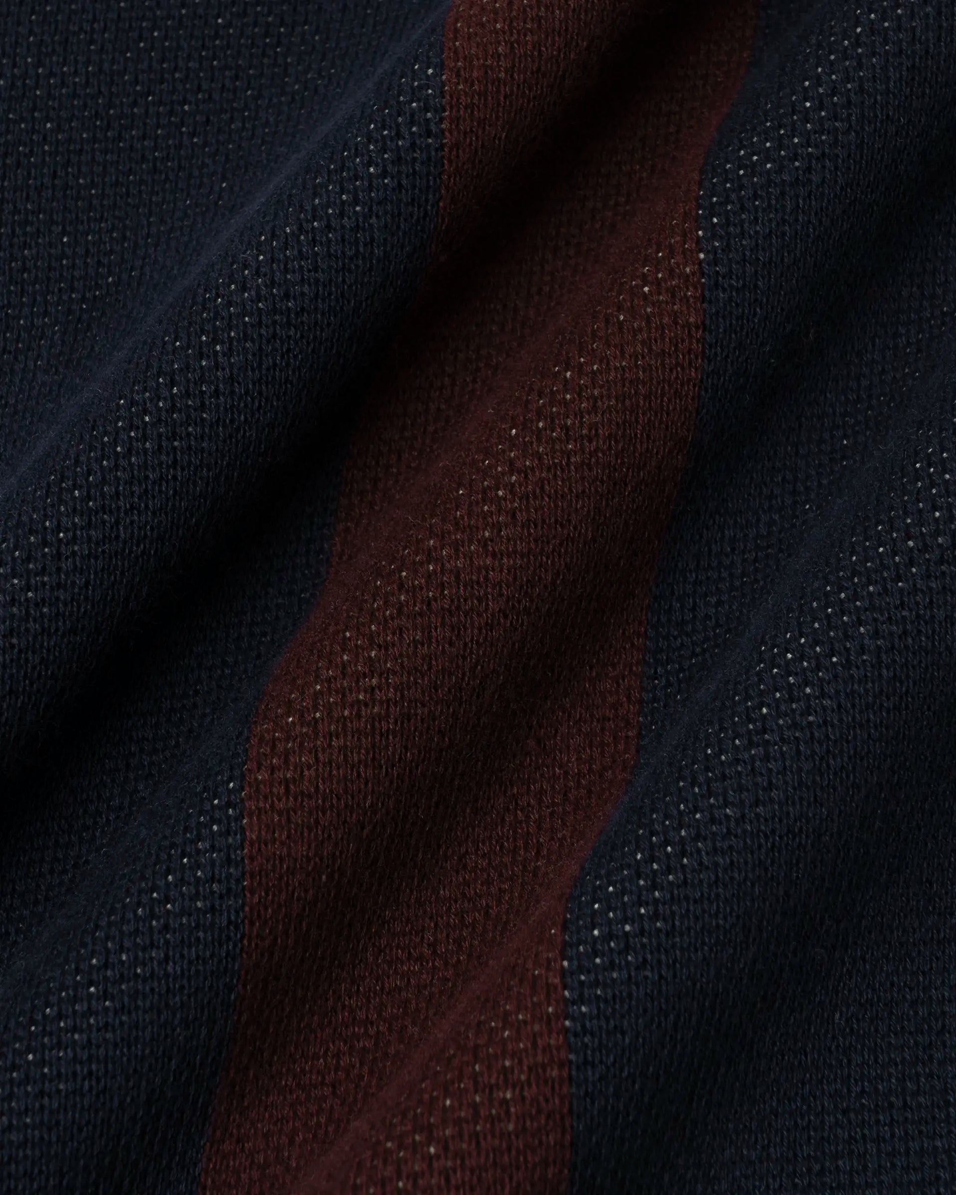 #color_navy/burgundy