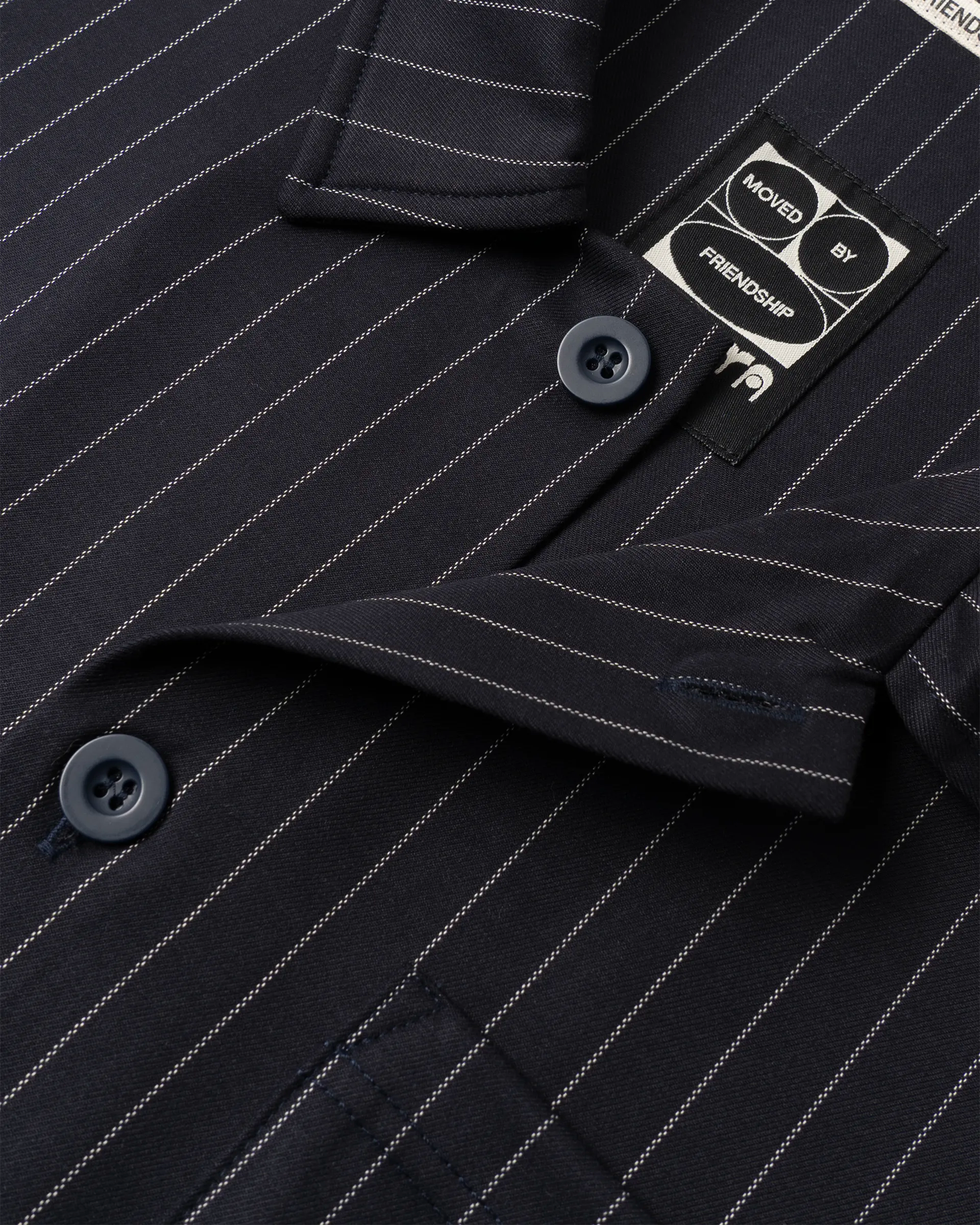 #color_navy stripe