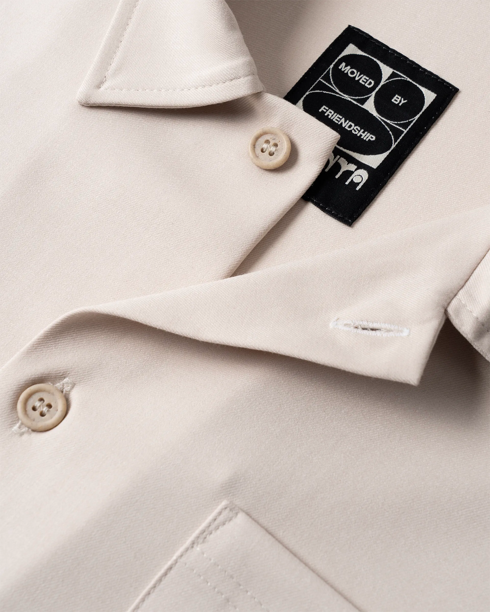 #color_off white
