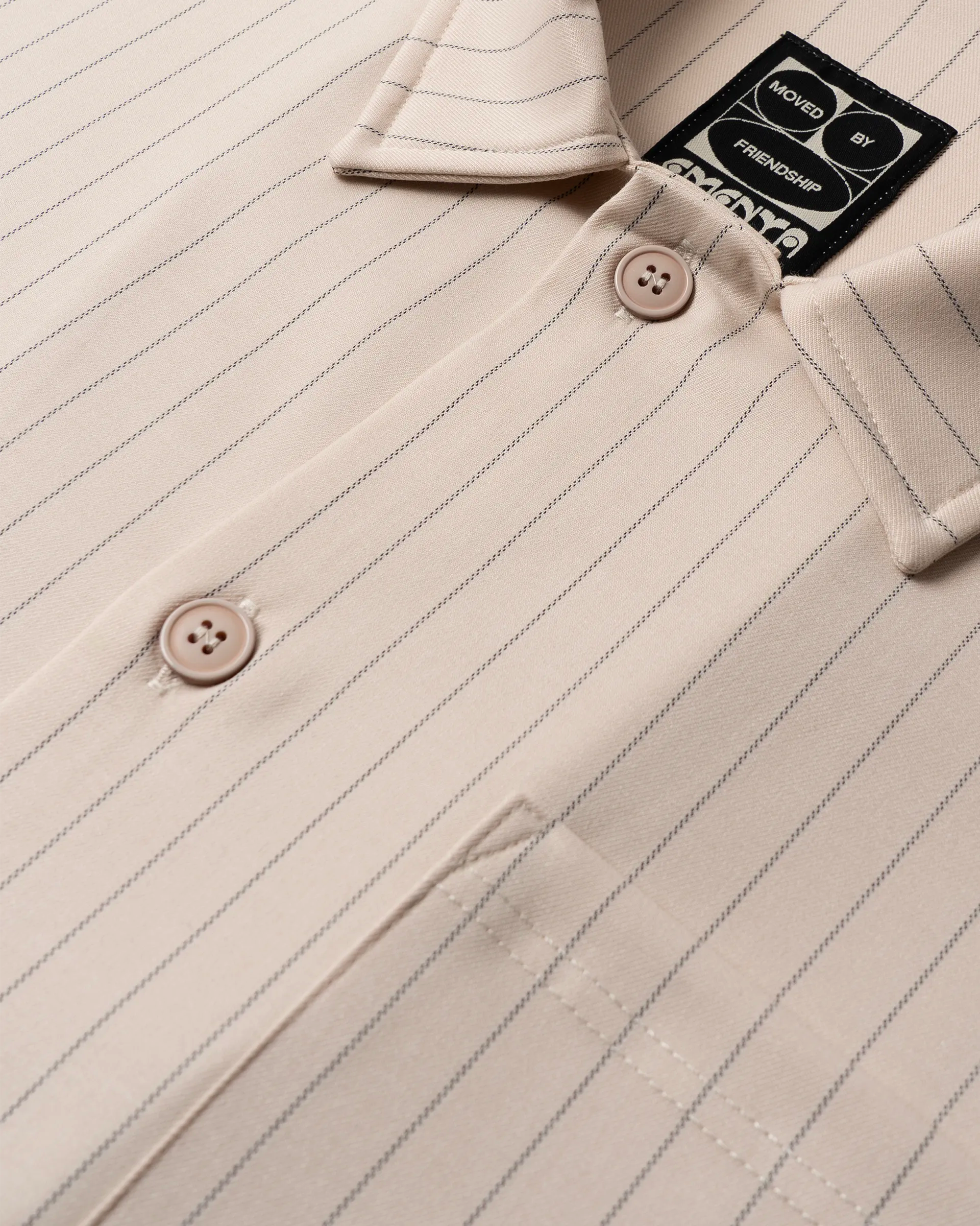 #color_off white stripe