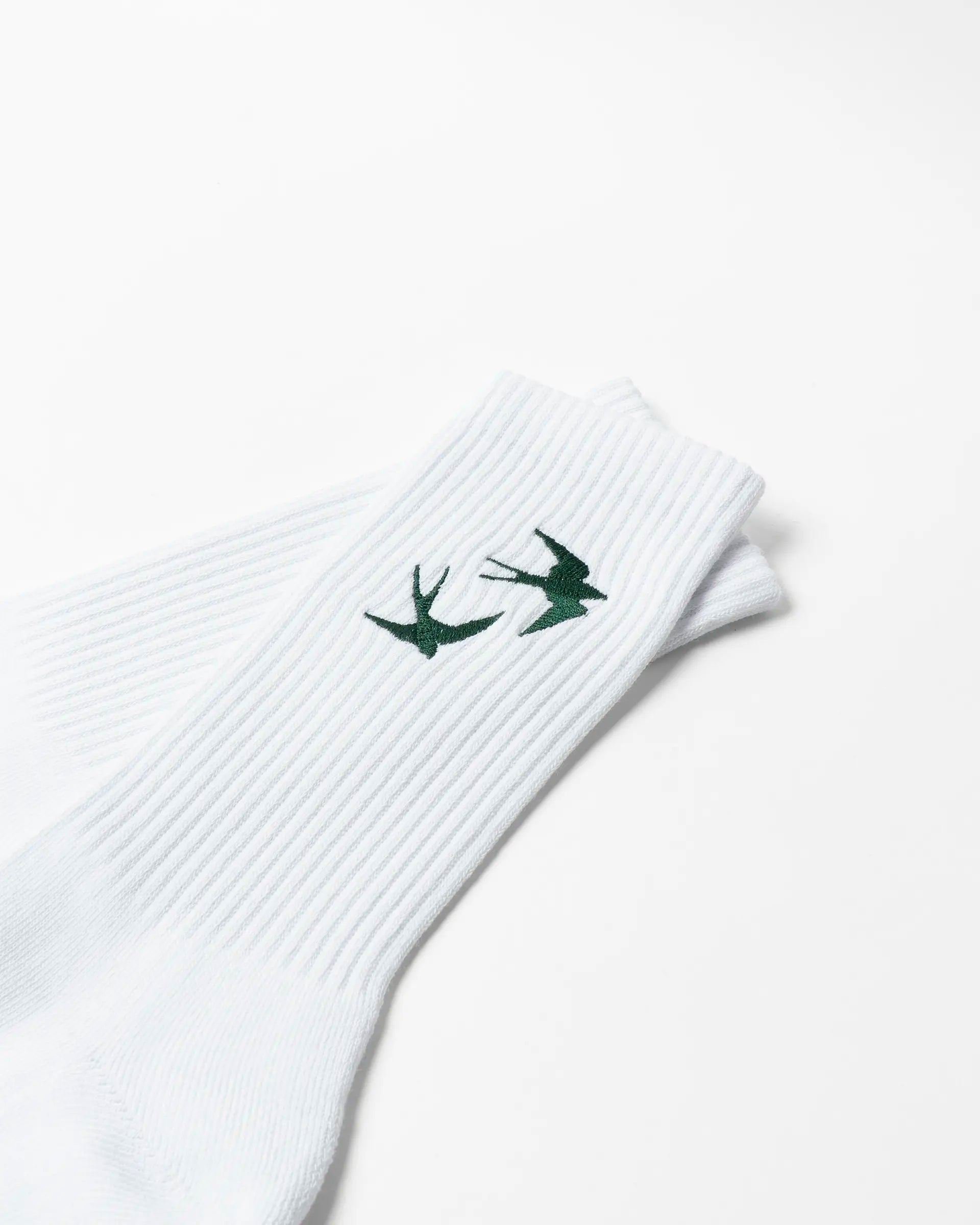 #color_white/evergreen