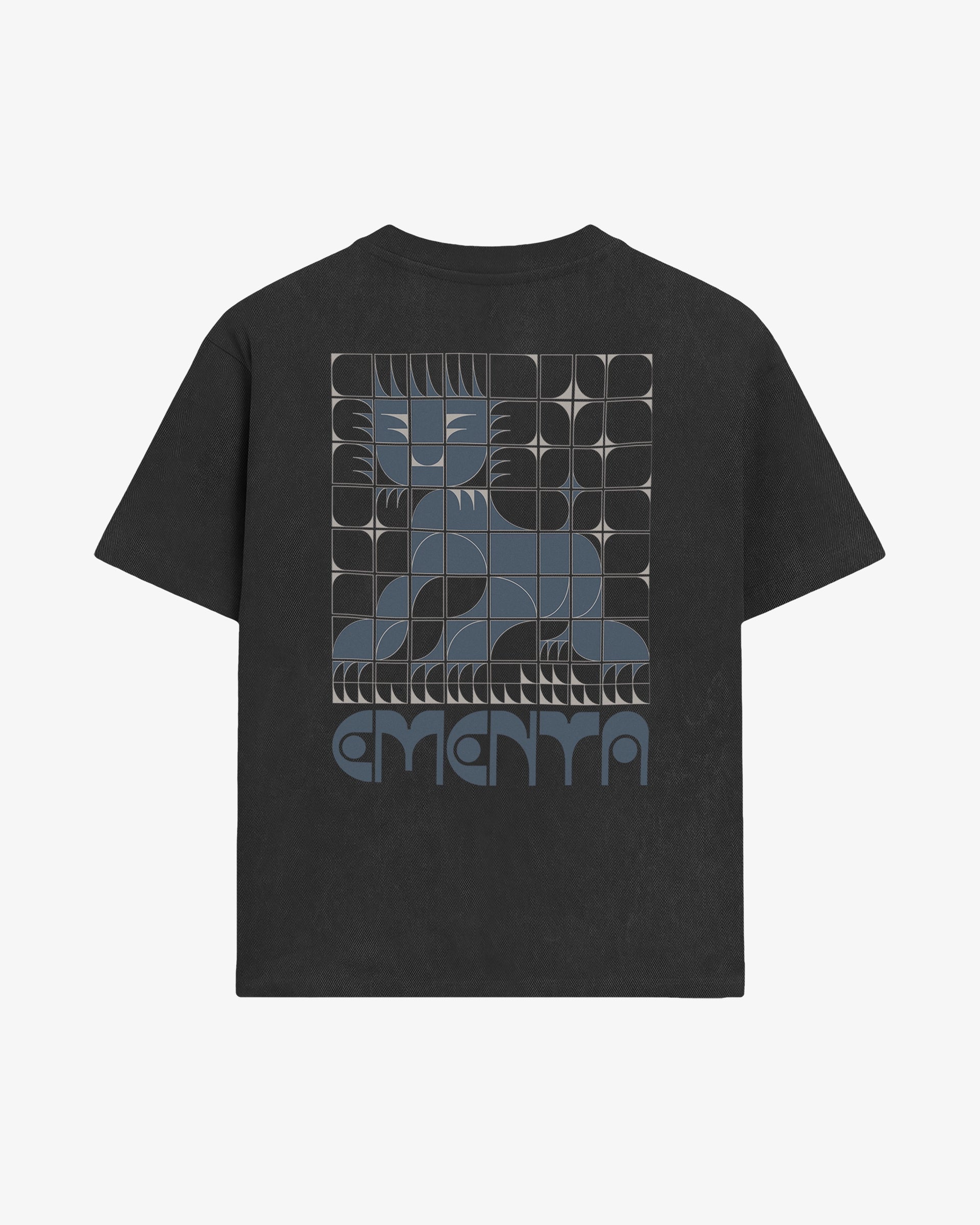 Short-sleeve t-shirt designed for everyday wear
100% cotton jersey with a soft, medium-weight feel (240 gsm)
Regular unisex fit that holds its shape
“Moved By Friendship” text printed on the front
Lion graphic printed on the back
Black base colour
Made in Portugal