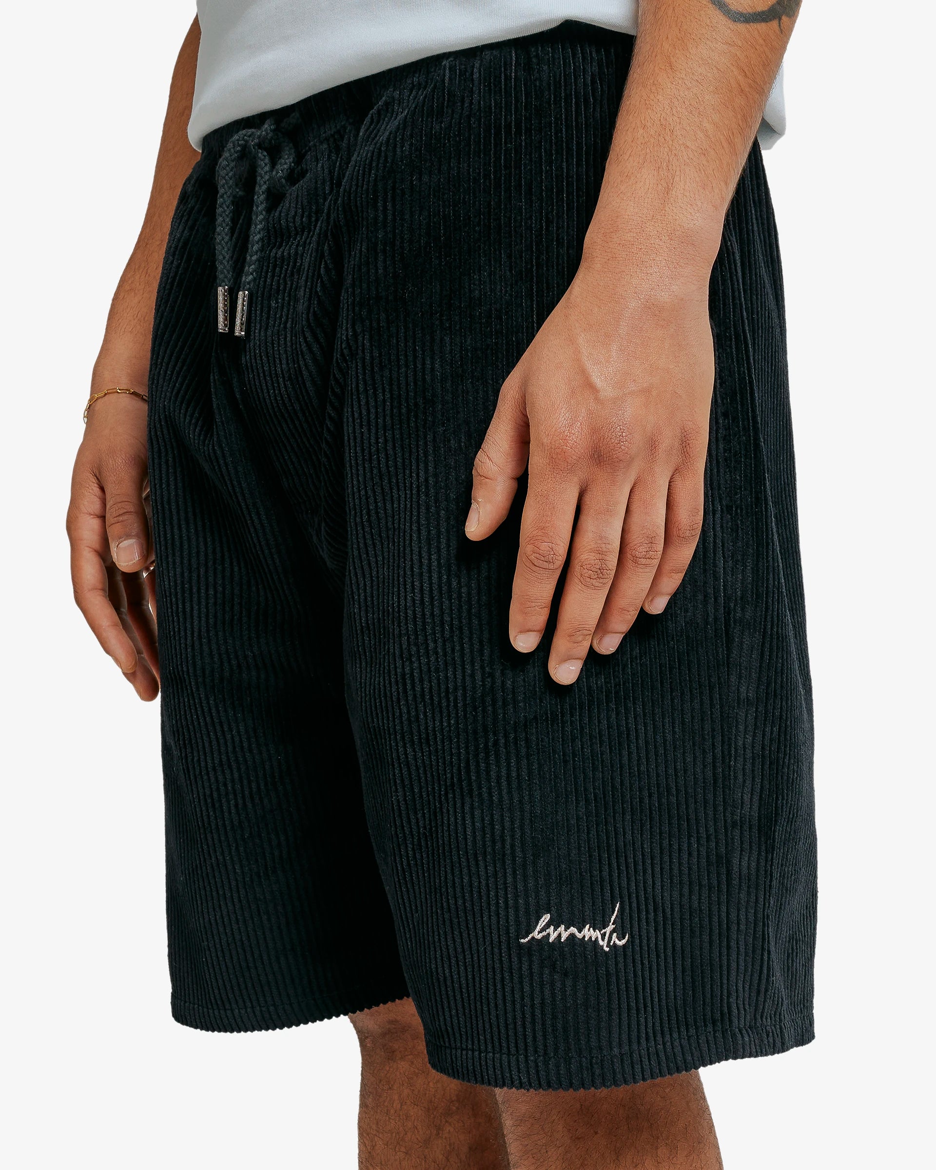 Magoado Shorts