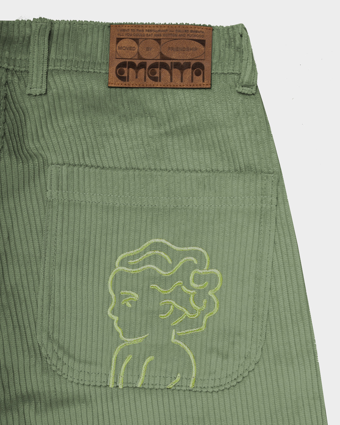 The Big Ikon Corduroy Relaxed Fit Pants in green offer a blend of comfort and style. Made from 100% cotton, these pants provide a soft and breathable feel. The relaxed fit ensures all-day comfort, while the Big Ikon embroidered logo on the back pocket adds a unique touch. With two front and two back pockets, they offer practicality for everyday wear.