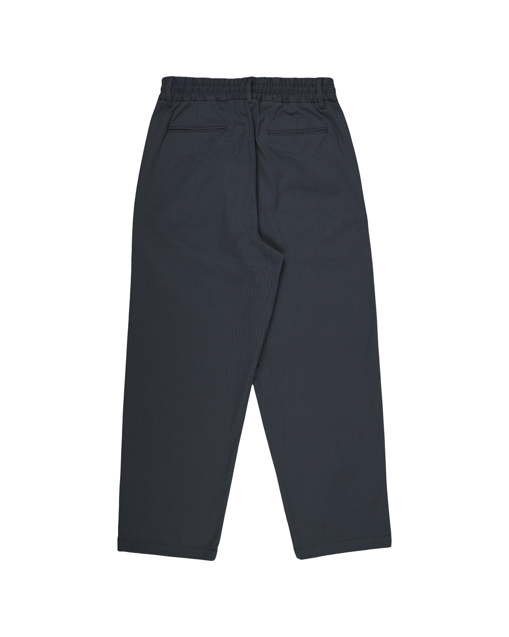 These relaxed-fit pants in dark grey color are designed with a modern silhouette for a comfortable, functional fit. The fabric provides durability and a slight stretch for enhanced flexibility, ensuring ease of movement throughout the day.