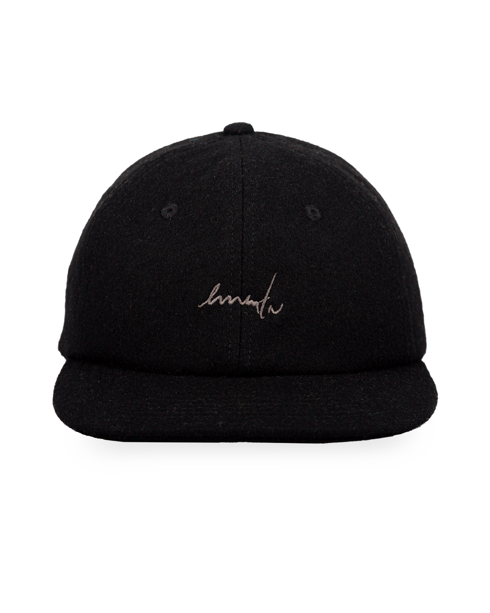 Made from soft black-colored wool, this six-panel cap features a straight brim for a sharp look. The Signature logo is embroidered on the front, adding a clean touch. The adjustable strap at the back ensures a perfect fit, while the 100% wool construction provides warmth and durability.