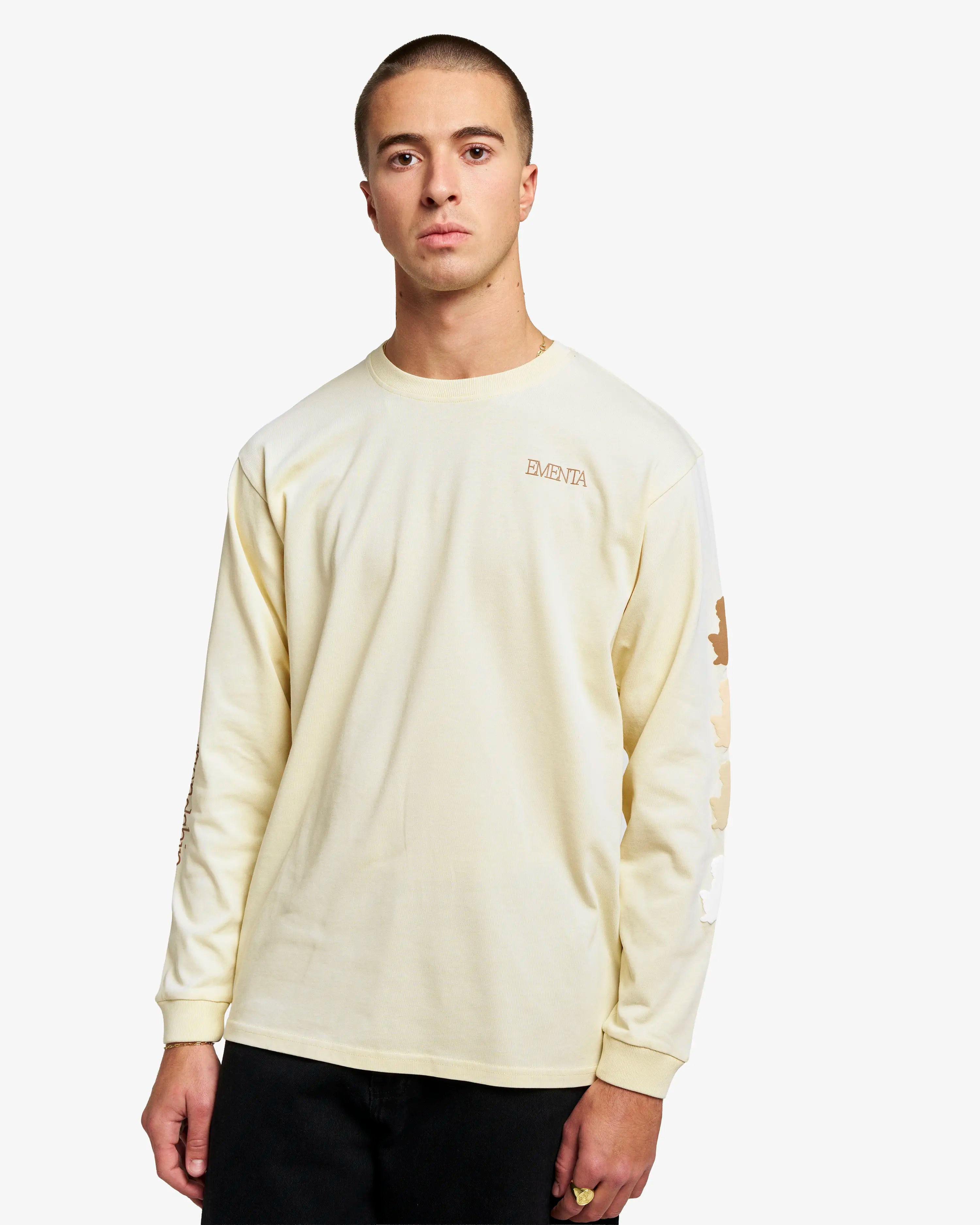 #color_off white