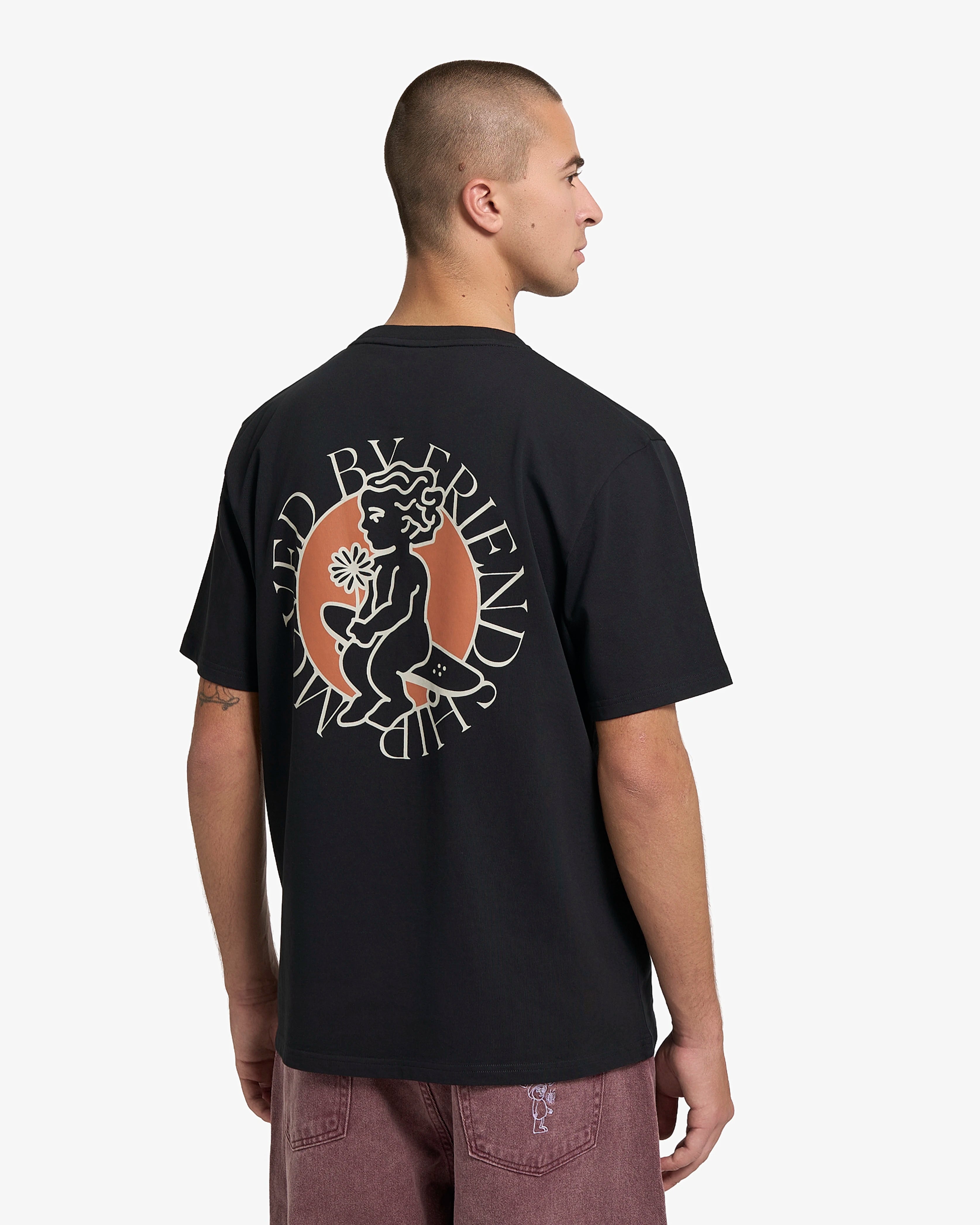 100% Cotton

Regular fit
Built for durability
Ikon Flower design print

'Moved By Friendship' motto on the back
Heavyweight 240gsm fabric
Unisex
Made in Portugal