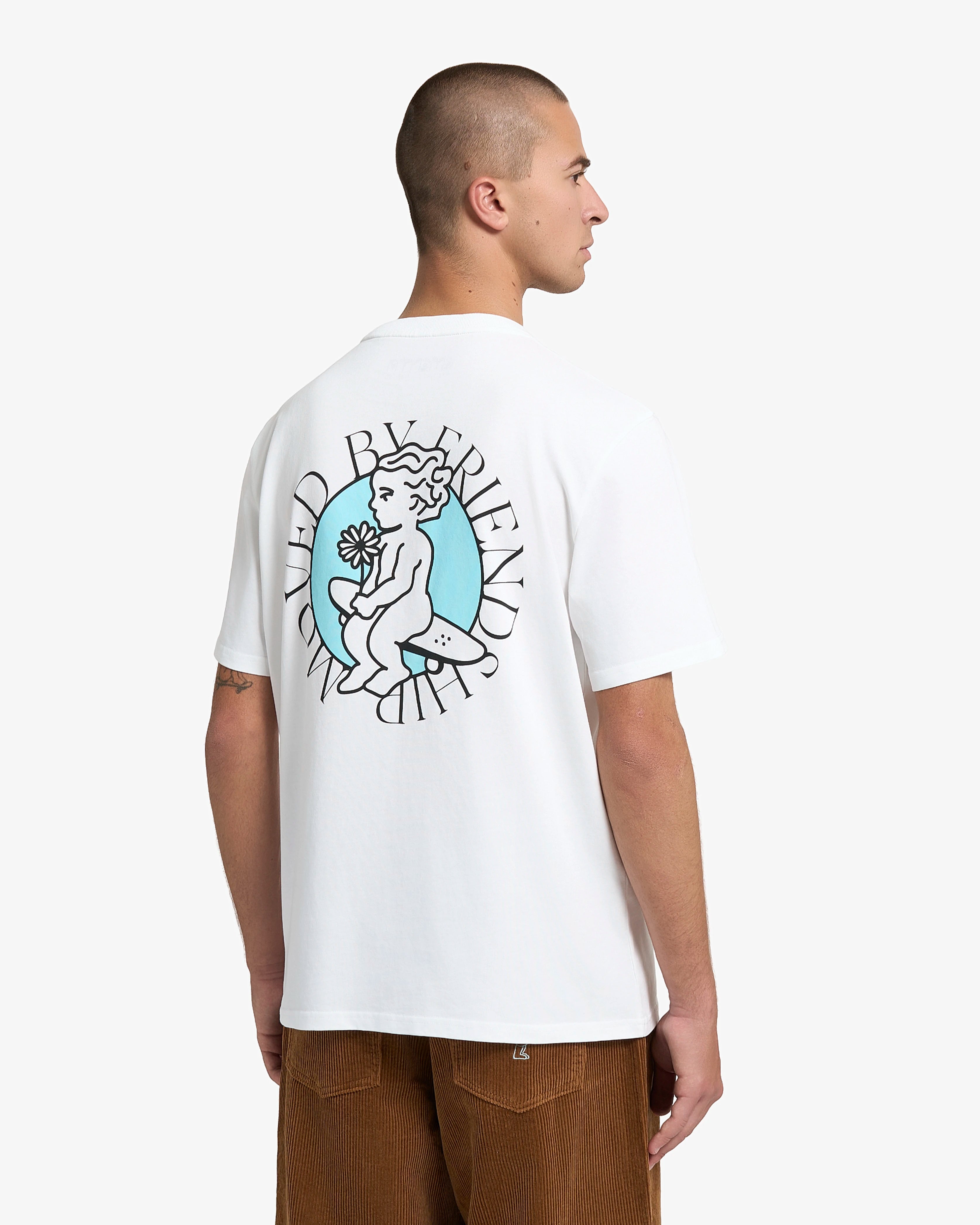 100% Cotton

Regular fit
Built for durability
Ikon Flower design print

'Moved By Friendship' motto on the back
Heavyweight 240gsm fabric
Unisex
Made in Portugal