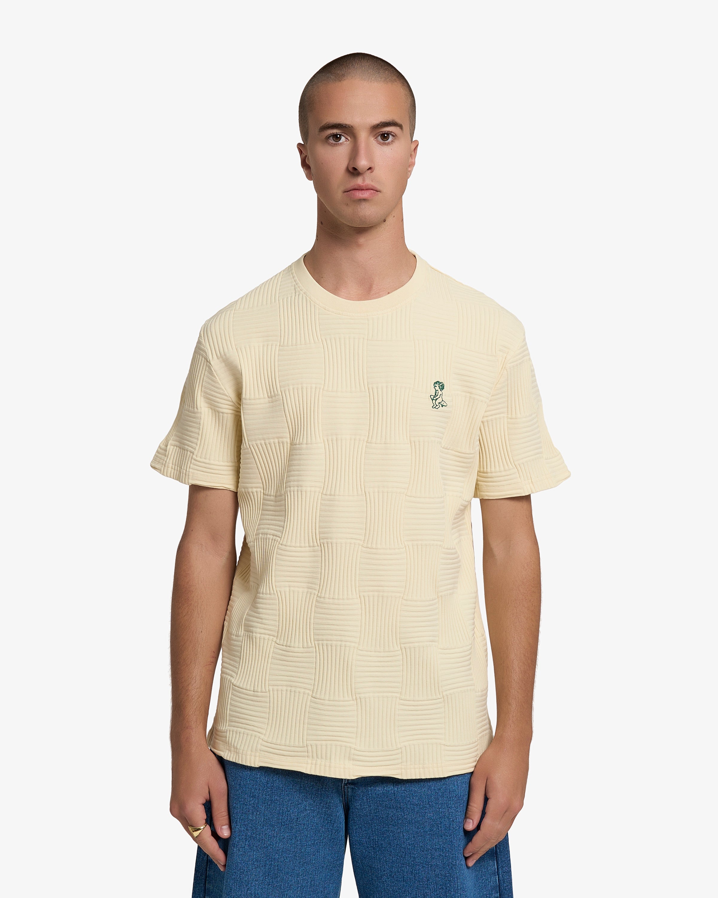 100% cotton blend with a soft, flexible, and stretchy feel
Subtle textured pattern woven into the fabric
Relaxed fit, sitting between regular and oversized
Classic short-sleeve silhouette for everyday wear

Ikon logo embroidered on the chest
Comfortable shape with natural ease of movement
Made in Portugal with attention to quality and craftsmanship